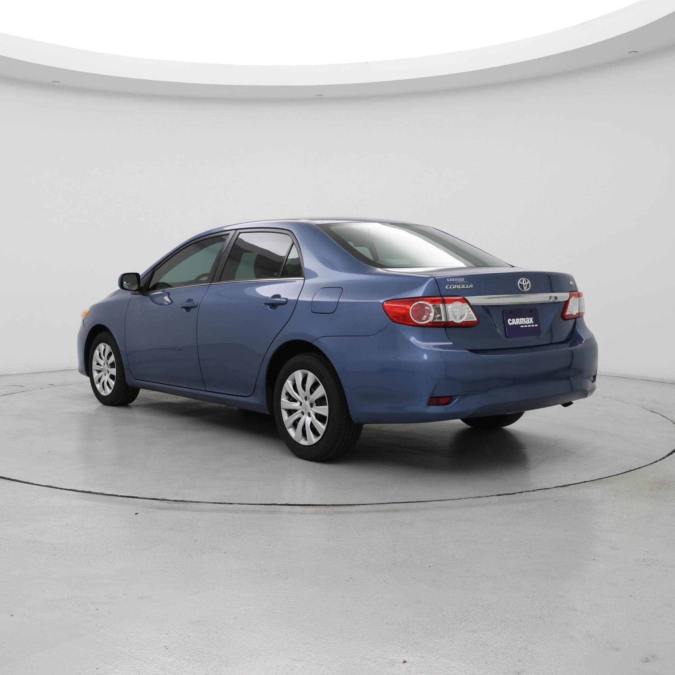 Thumbnail: 2013 Toyota Corolla - 2