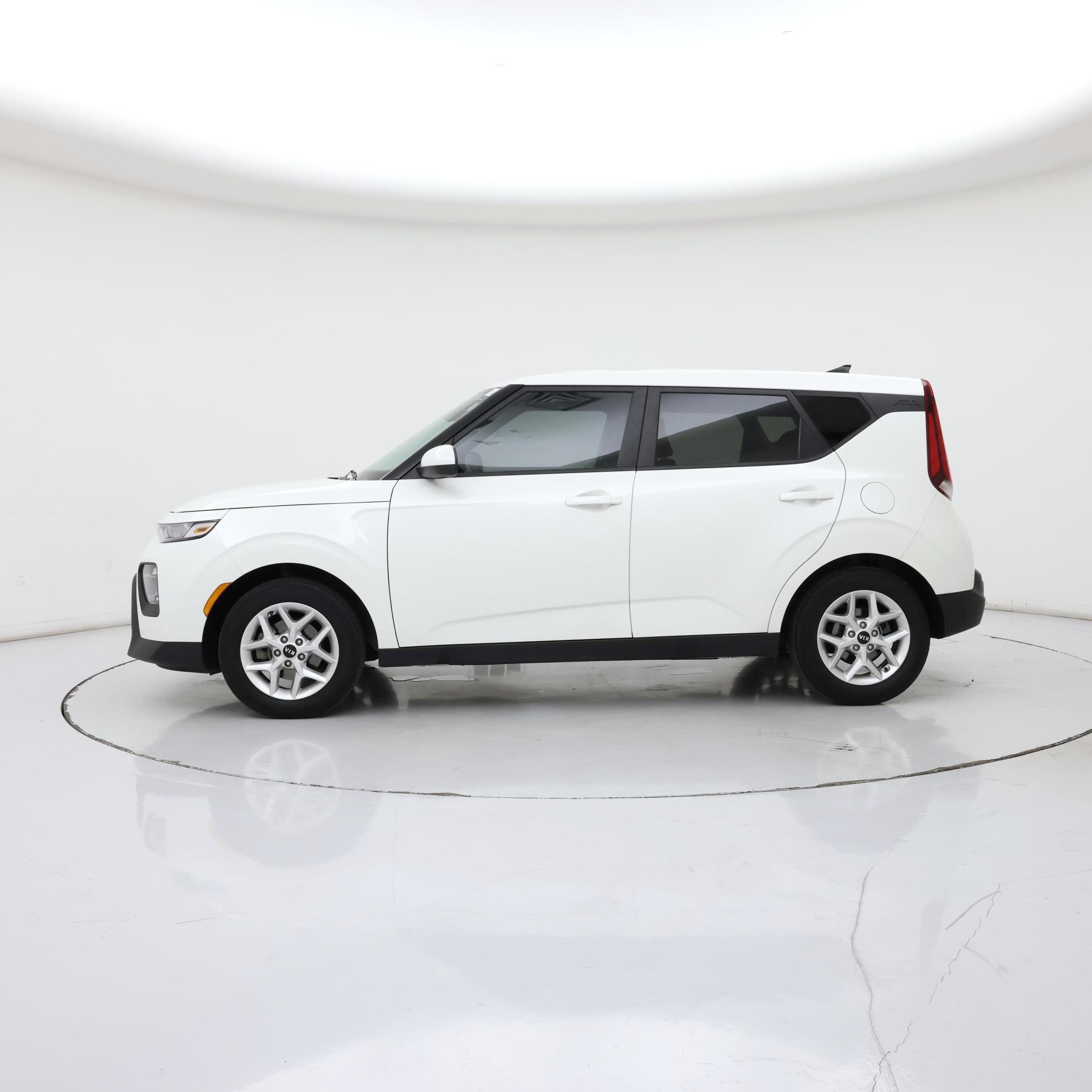 Thumbnail: 2020 Kia Soul - 3