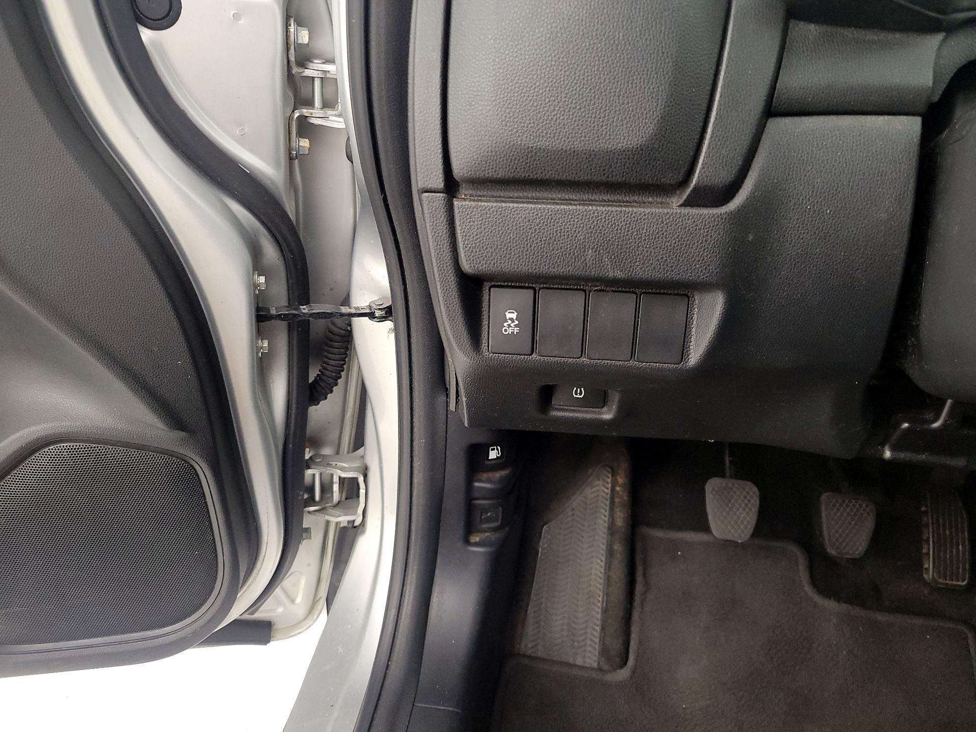 Thumbnail: 2015 Honda Fit - 13