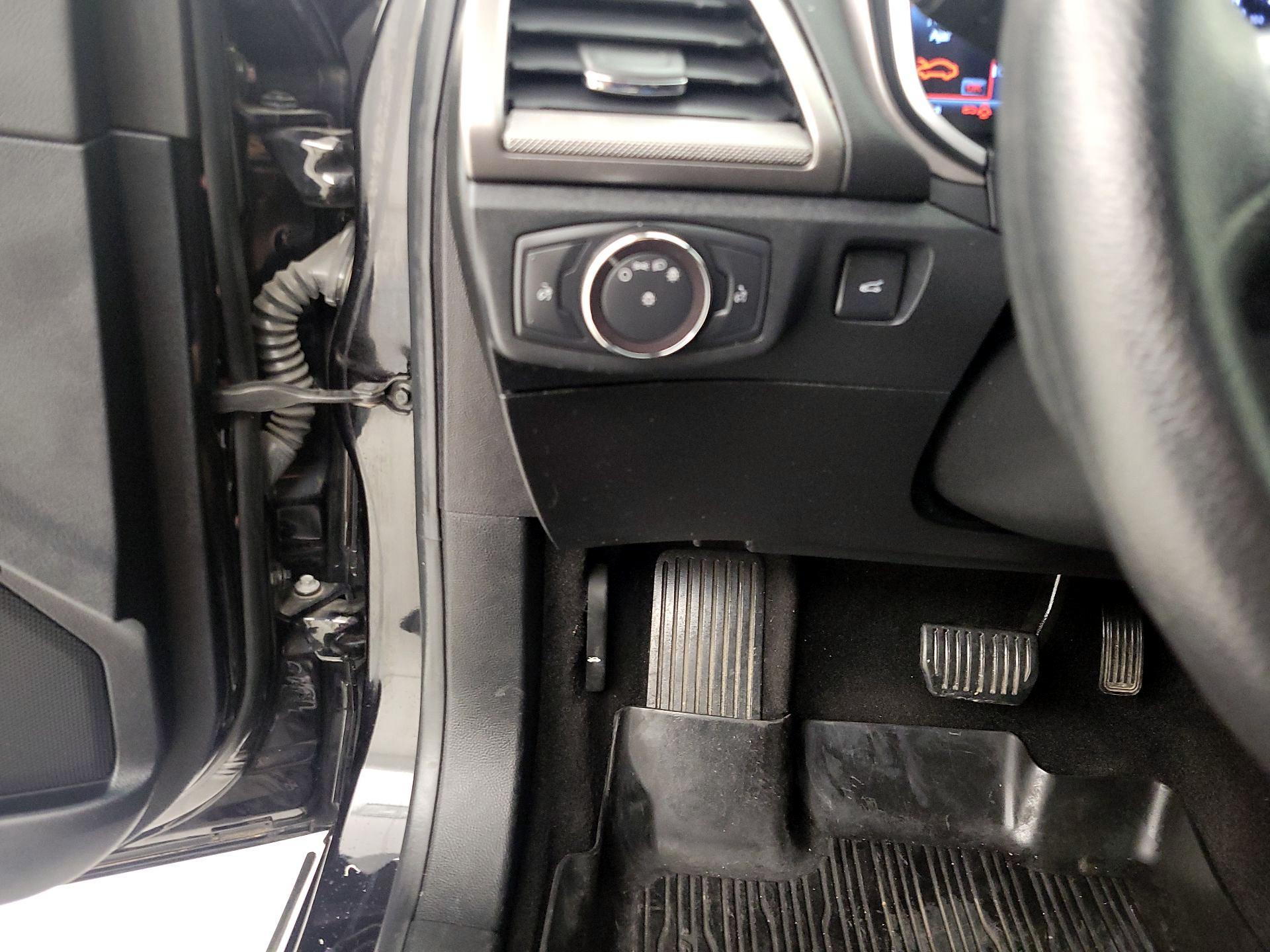 Thumbnail: 2019 Ford Fusion - 13
