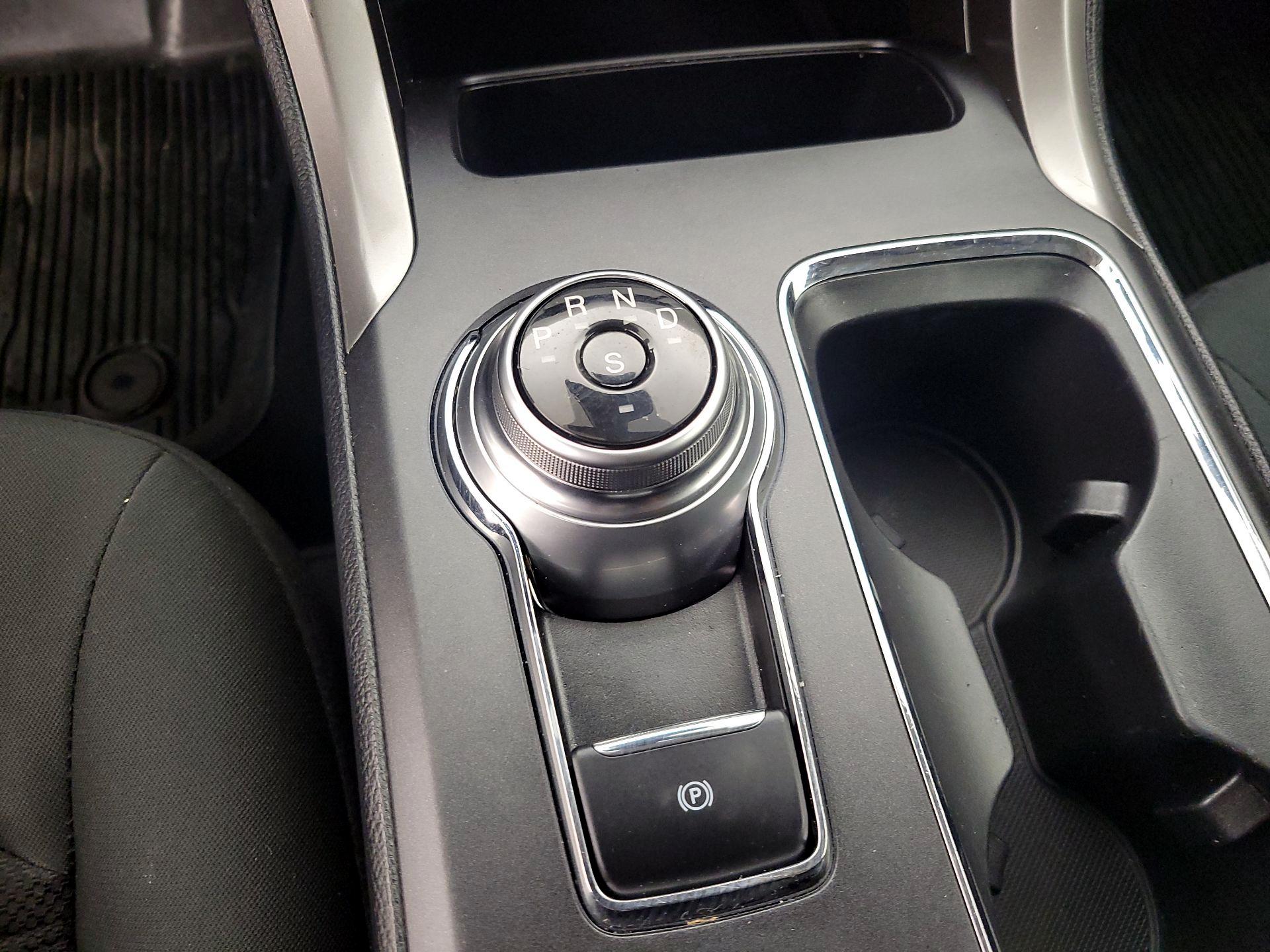 Thumbnail: 2019 Ford Fusion - 17