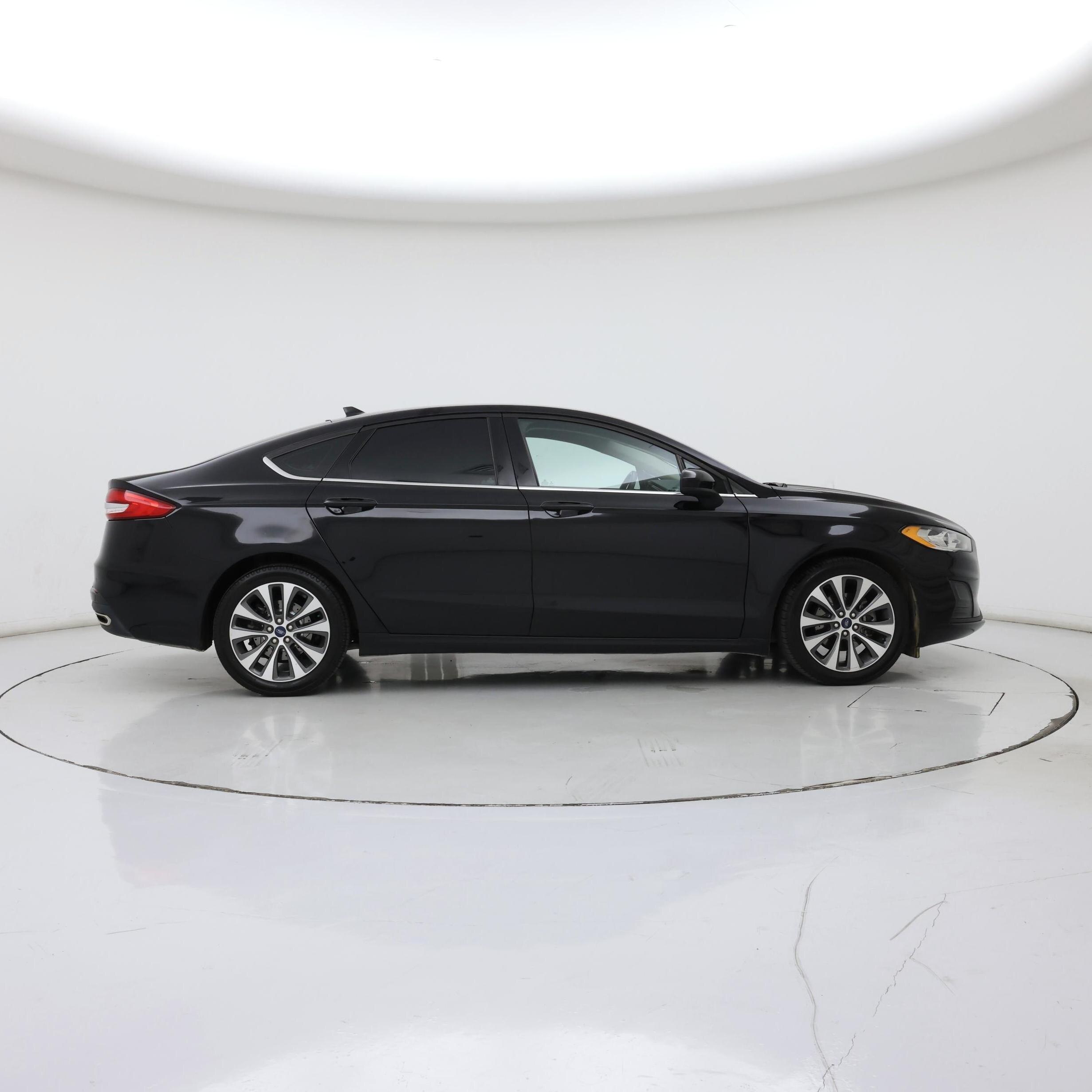 Thumbnail: 2019 Ford Fusion - 7