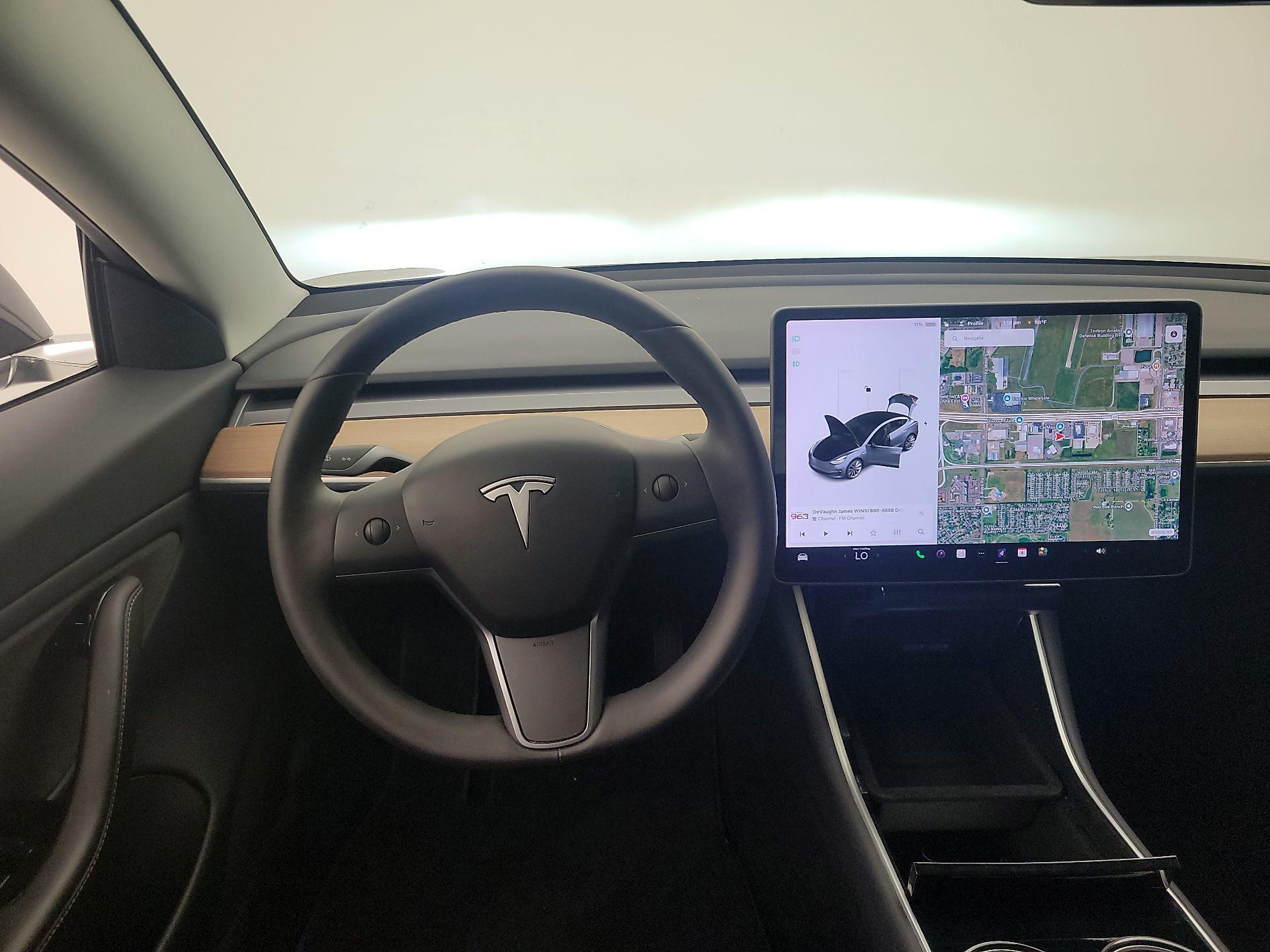 Thumbnail: 2020 Tesla Model 3 - 10