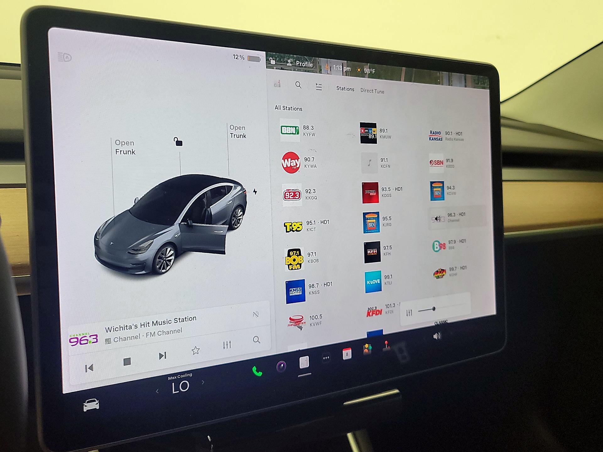 Thumbnail: 2020 Tesla Model 3 - 15