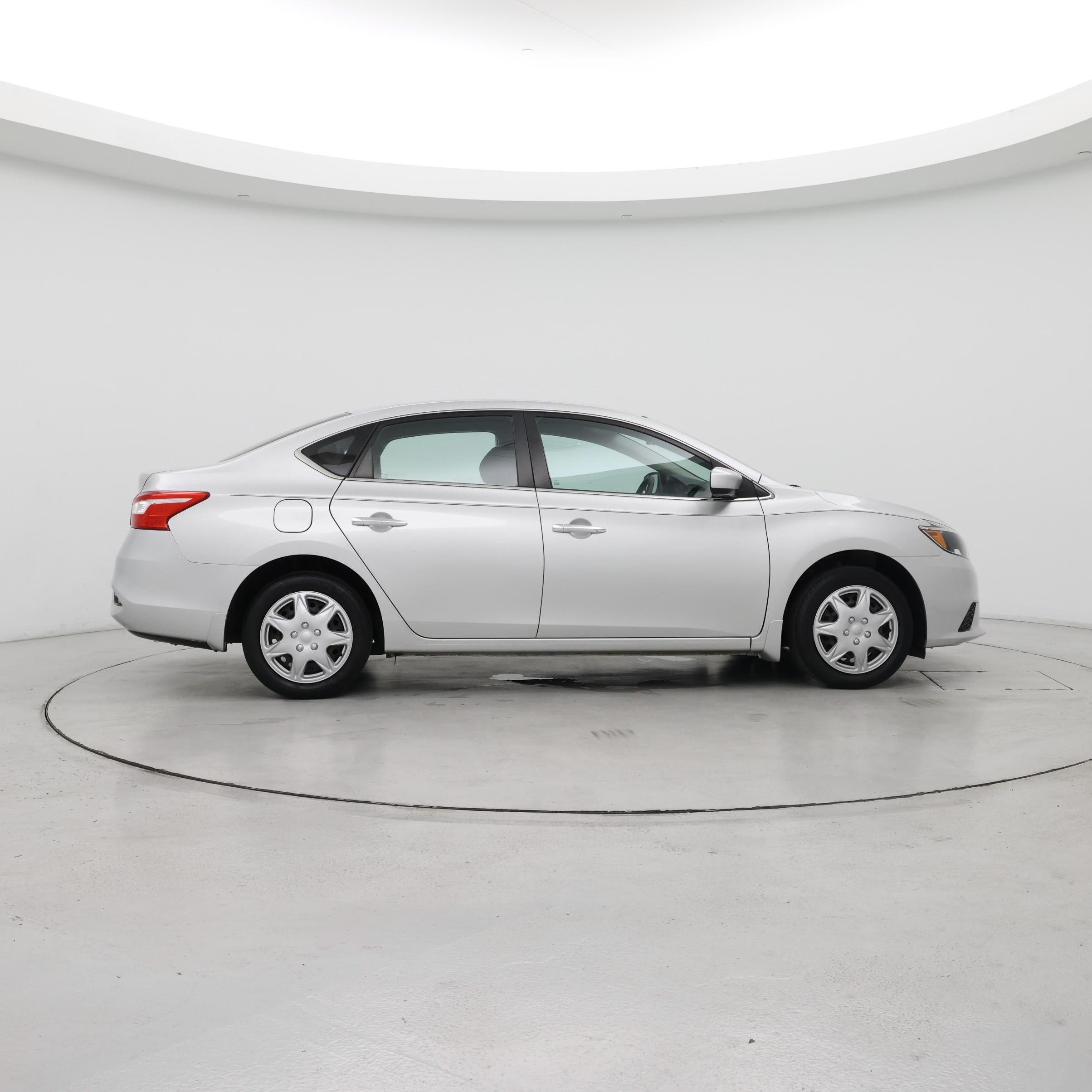 Thumbnail: 2019 Nissan Sentra - 7