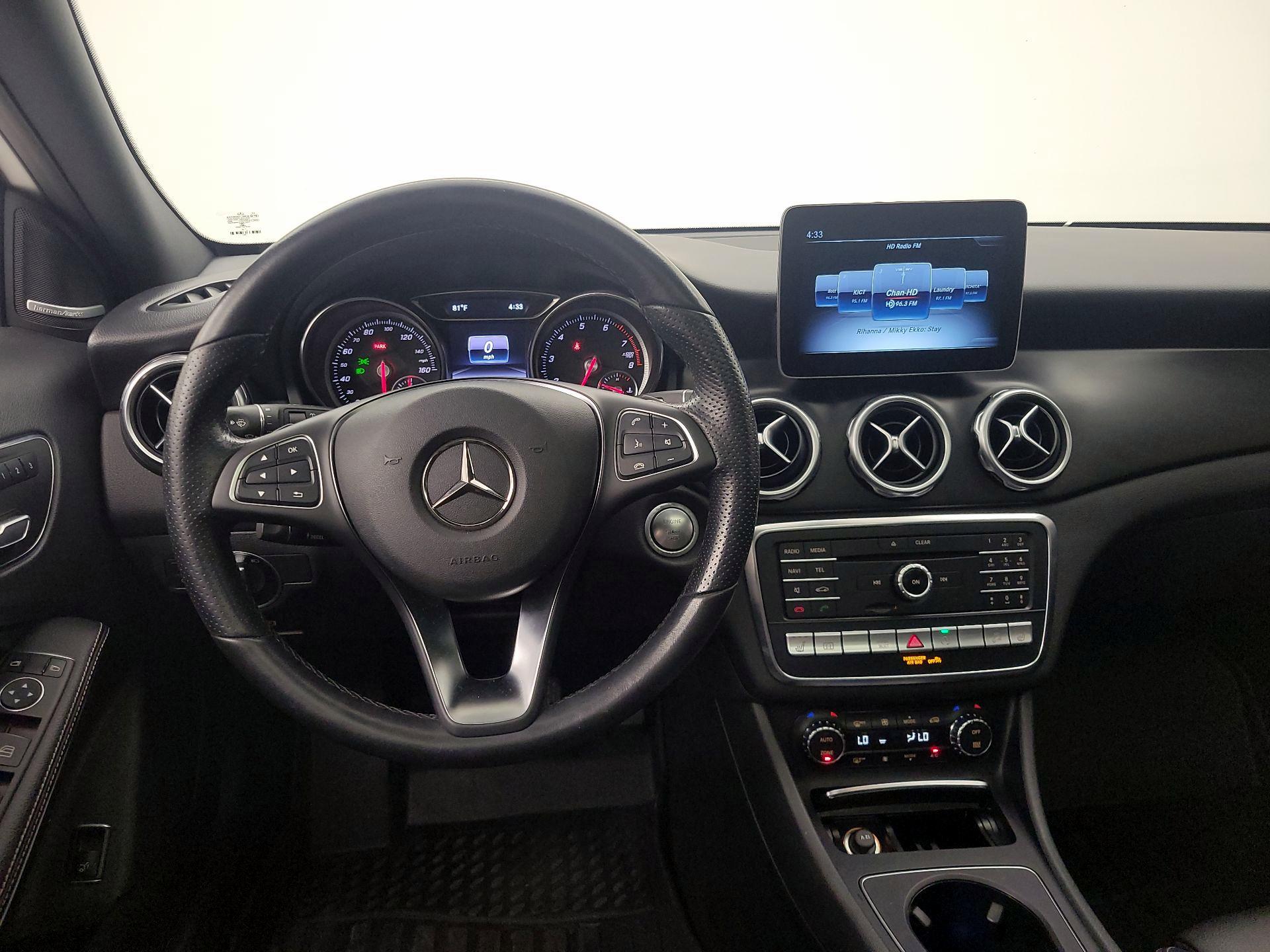 Thumbnail: 2019 Mercedes-Benz GLA - 10