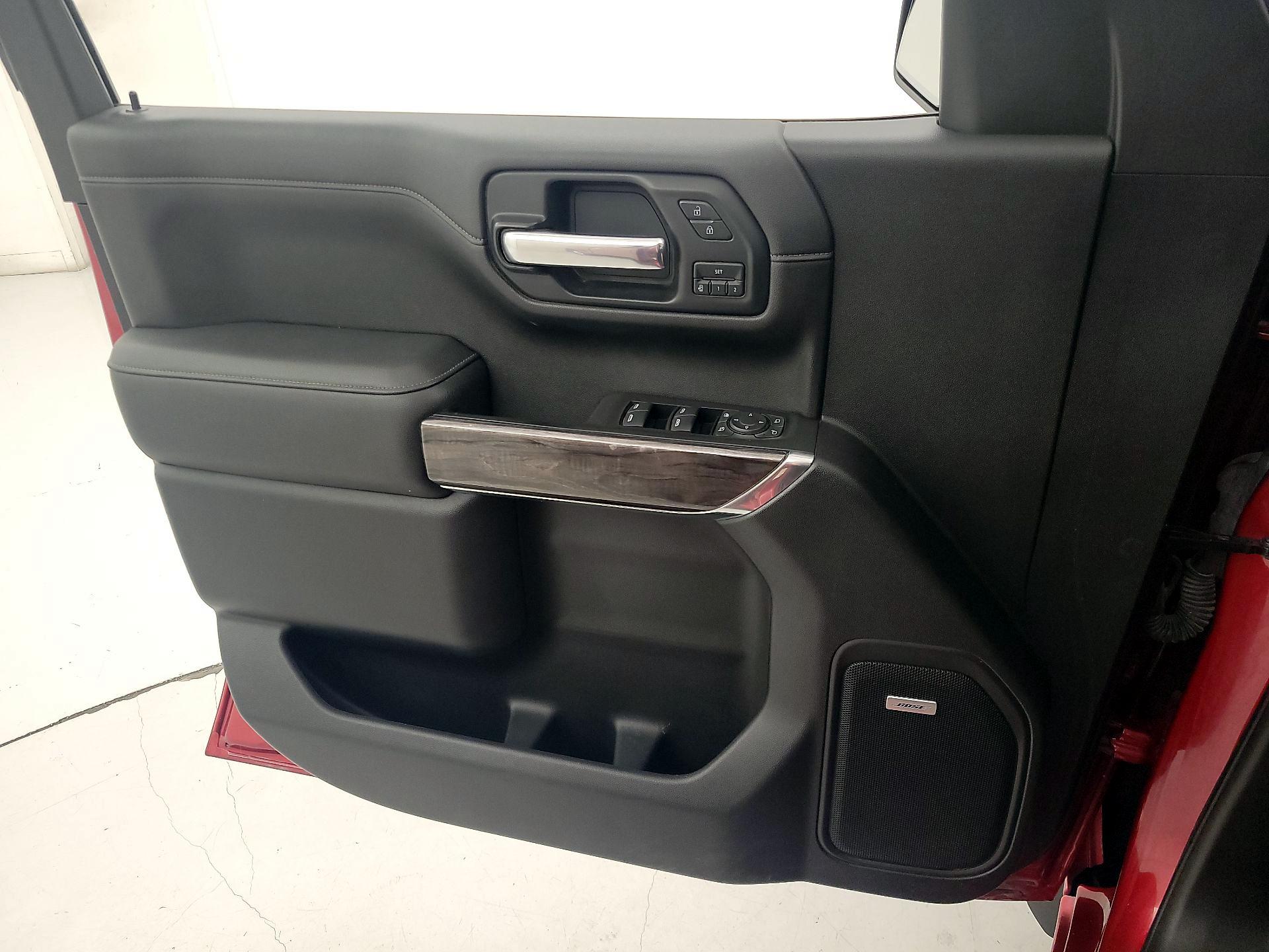Thumbnail: 2021 Chevrolet Silverado 1500 - 12