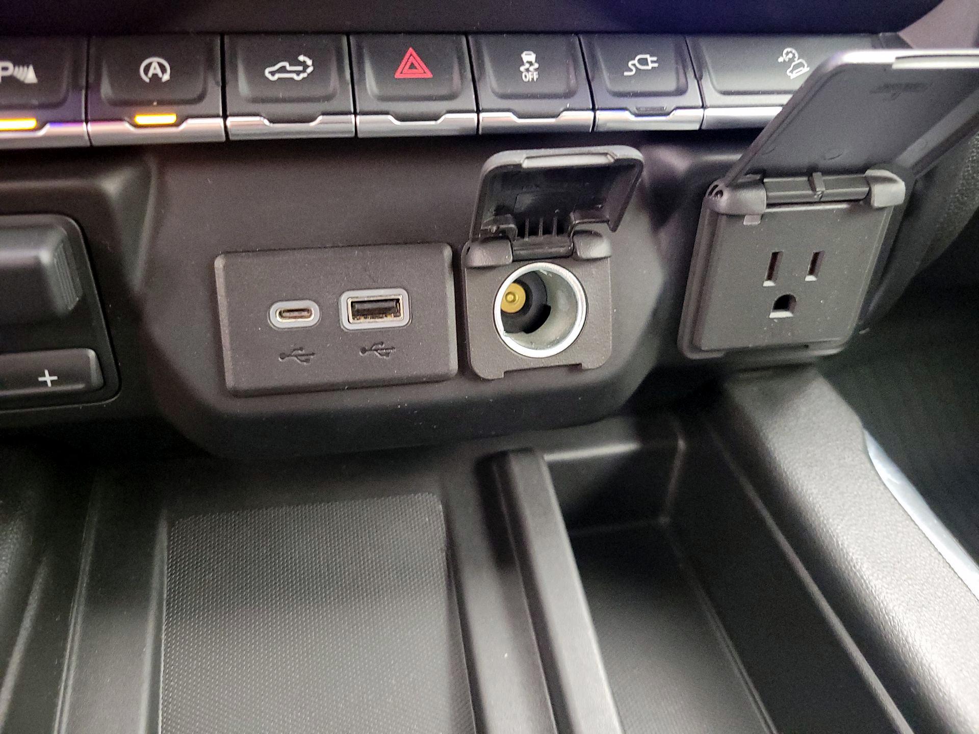 Thumbnail: 2021 Chevrolet Silverado 1500 - 18