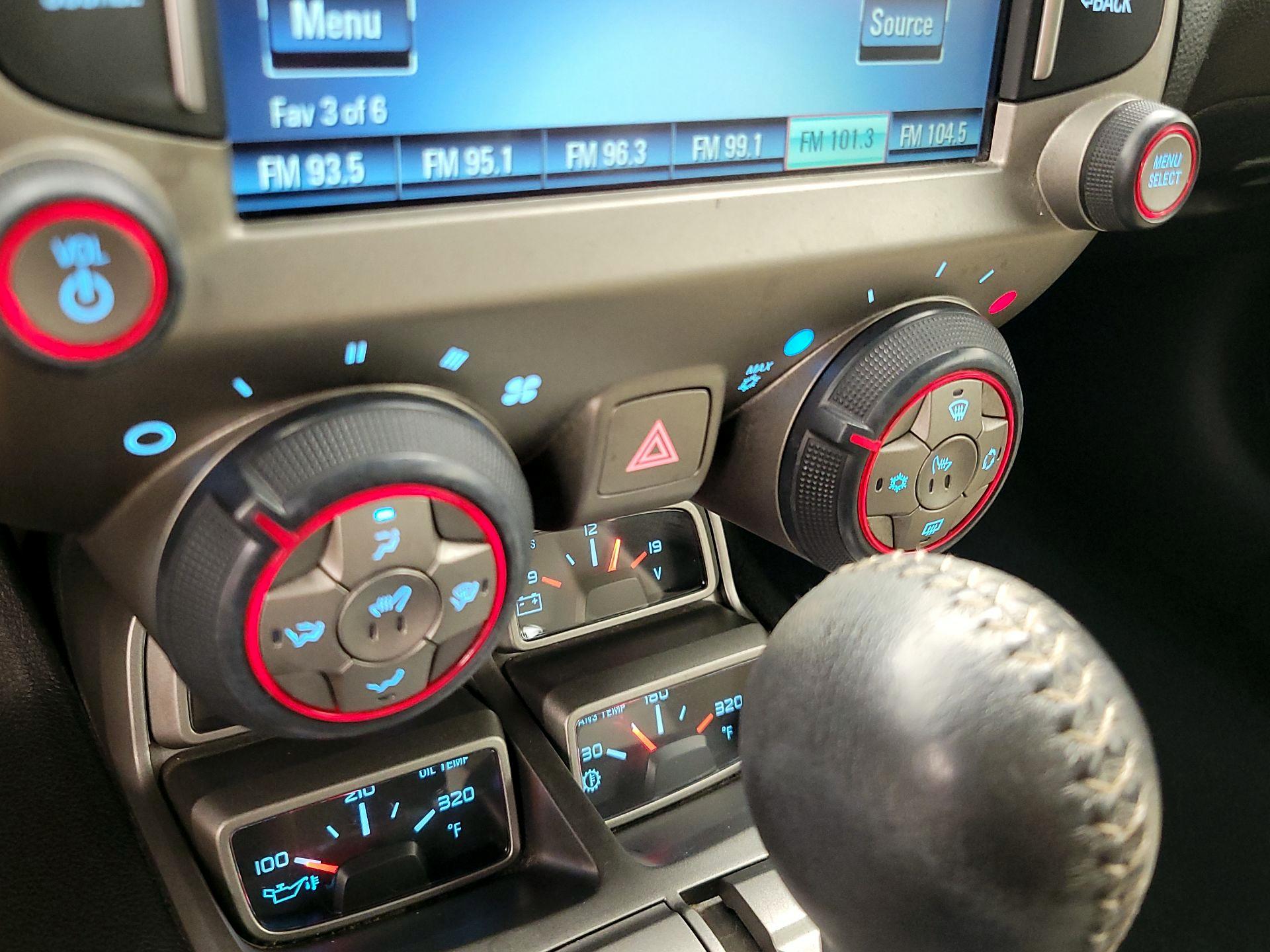 Thumbnail: 2014 Chevrolet Camaro - 16