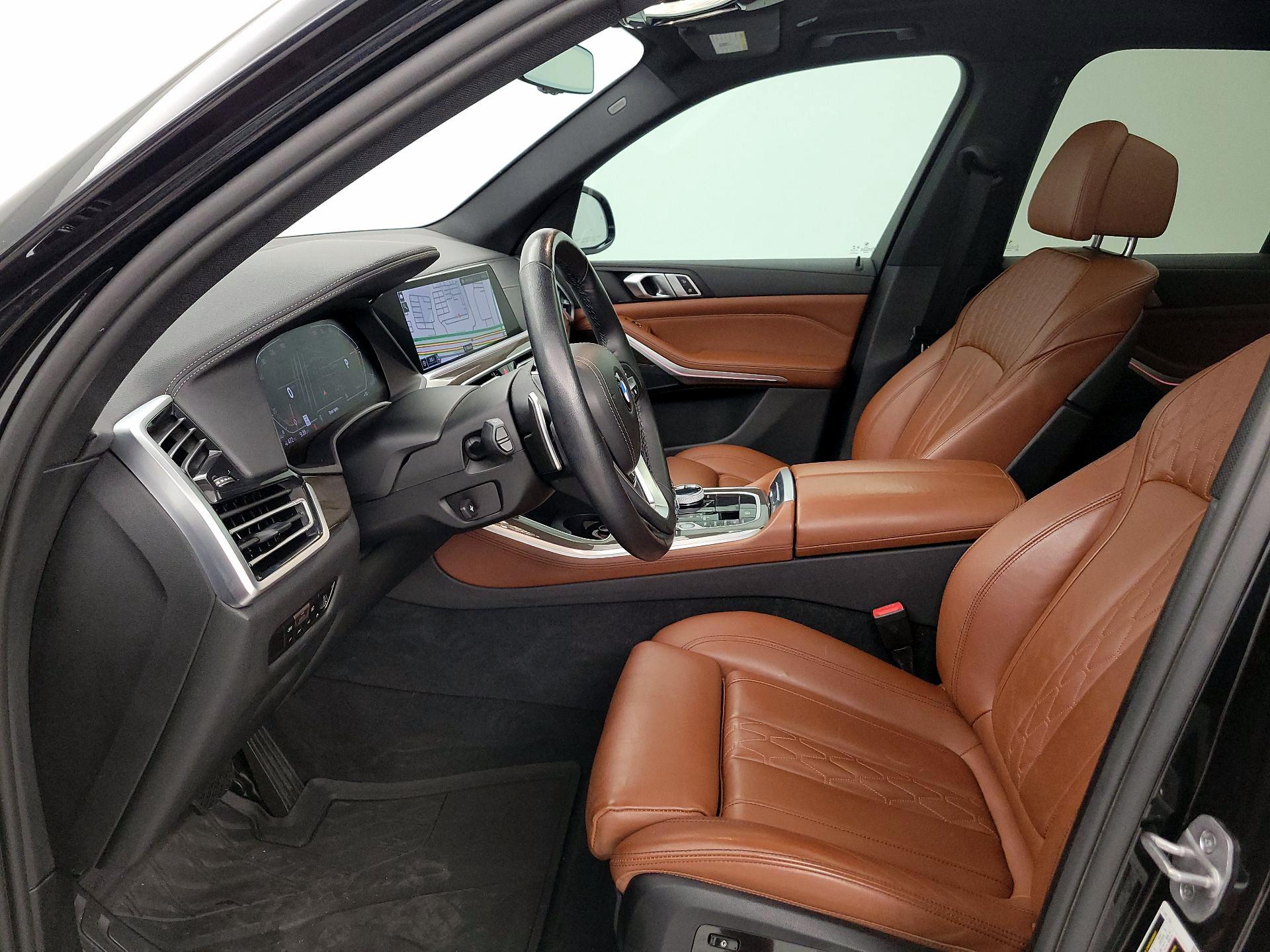 Thumbnail: 2022 BMW X5 - 11
