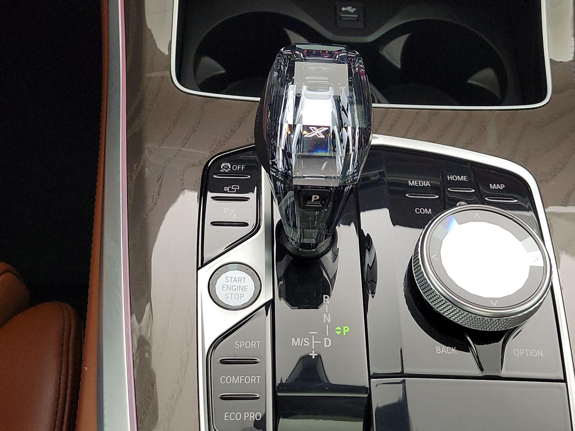 Thumbnail: 2022 BMW X5 - 18