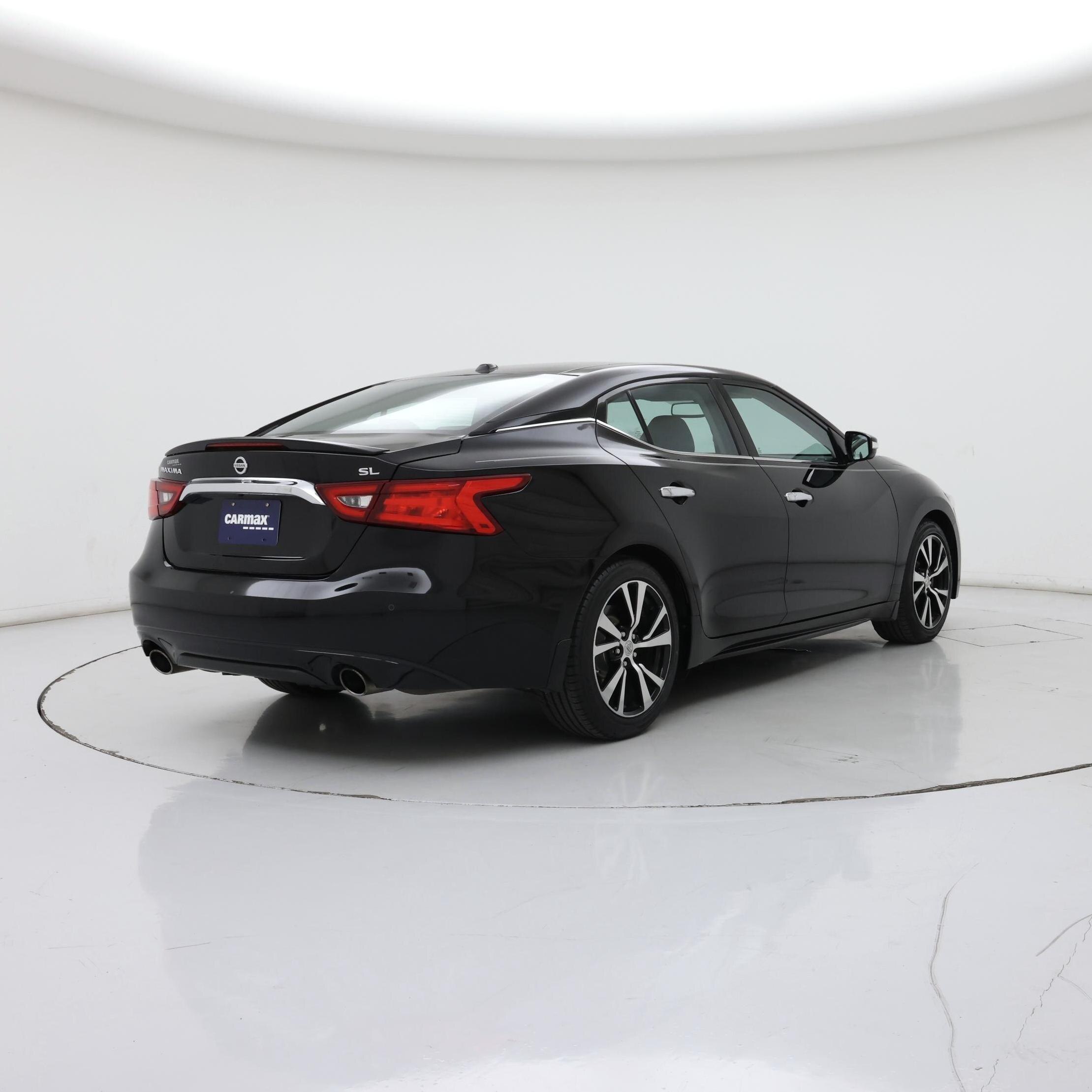 Thumbnail: 2017 Nissan Maxima - 8