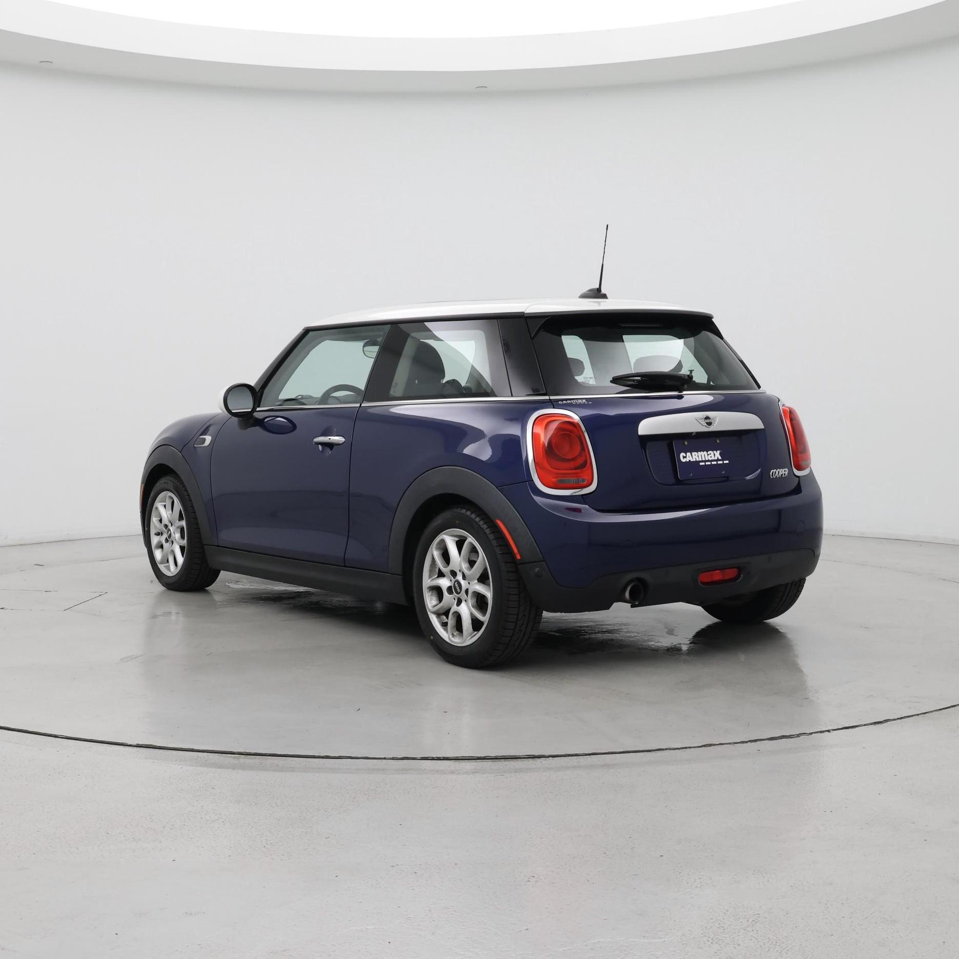 Thumbnail: 2015 MINI Cooper Hardtop - 2