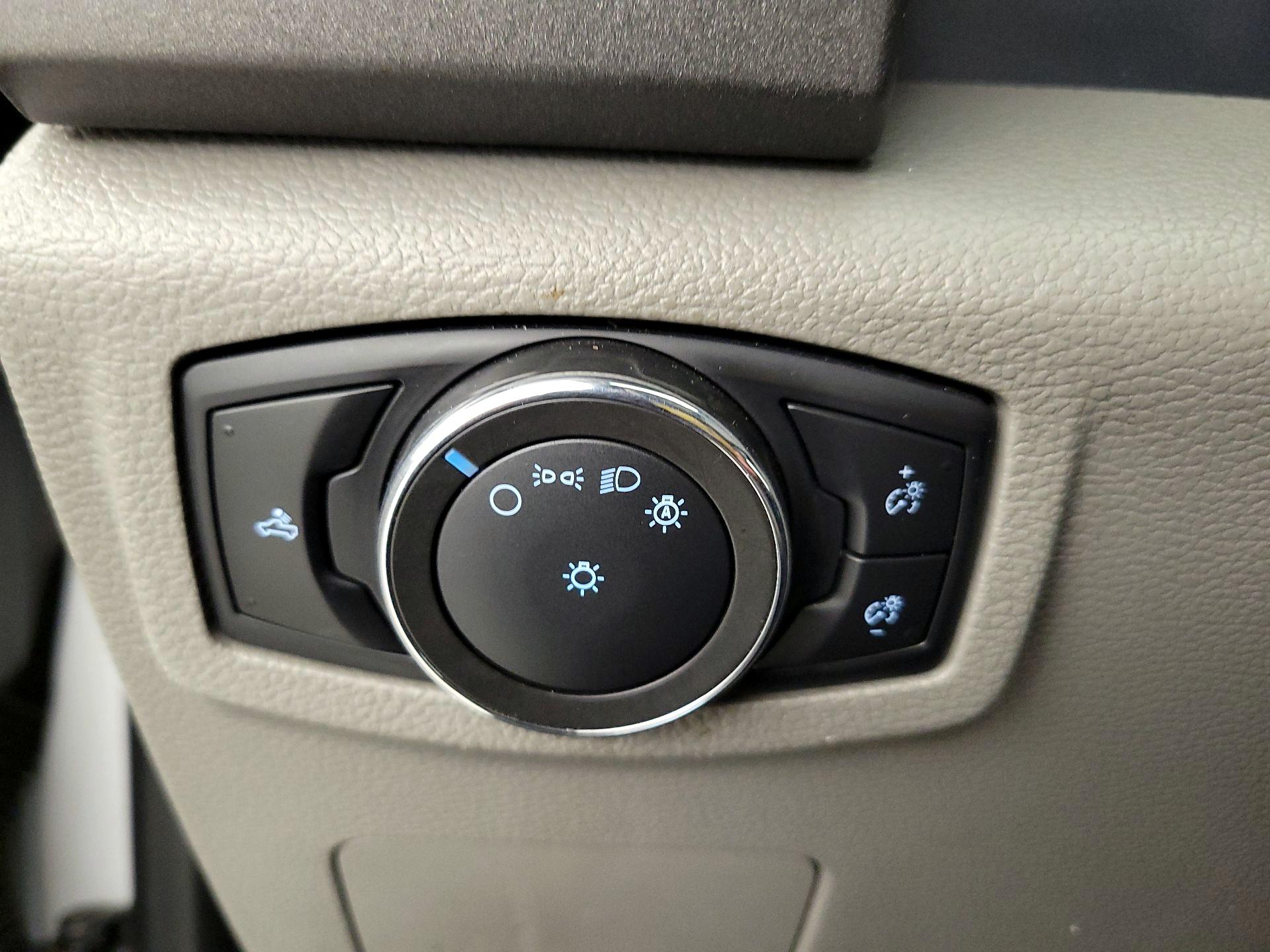 Thumbnail: 2022 Ford F-350 - 13