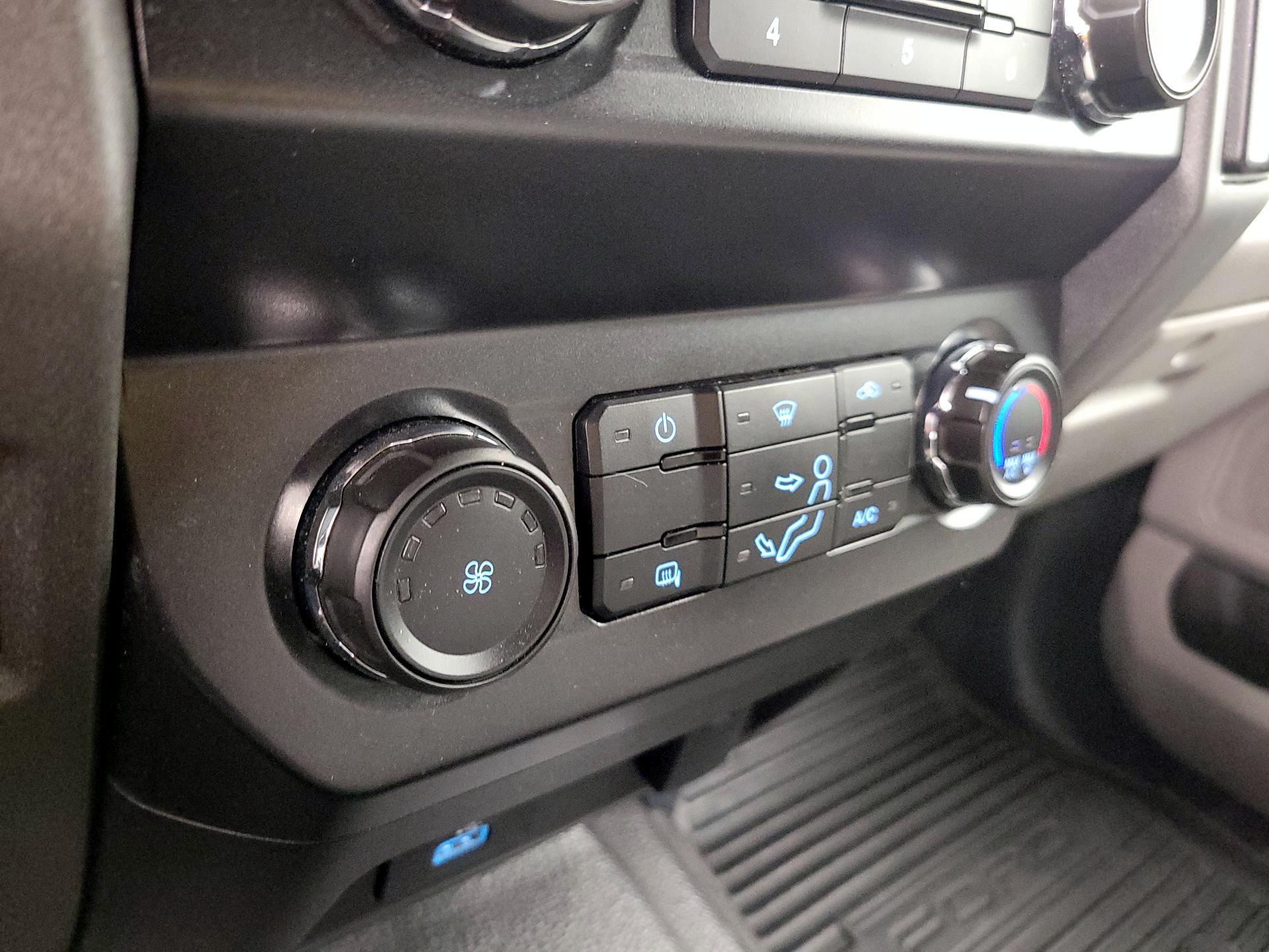 Thumbnail: 2022 Ford F-350 - 16