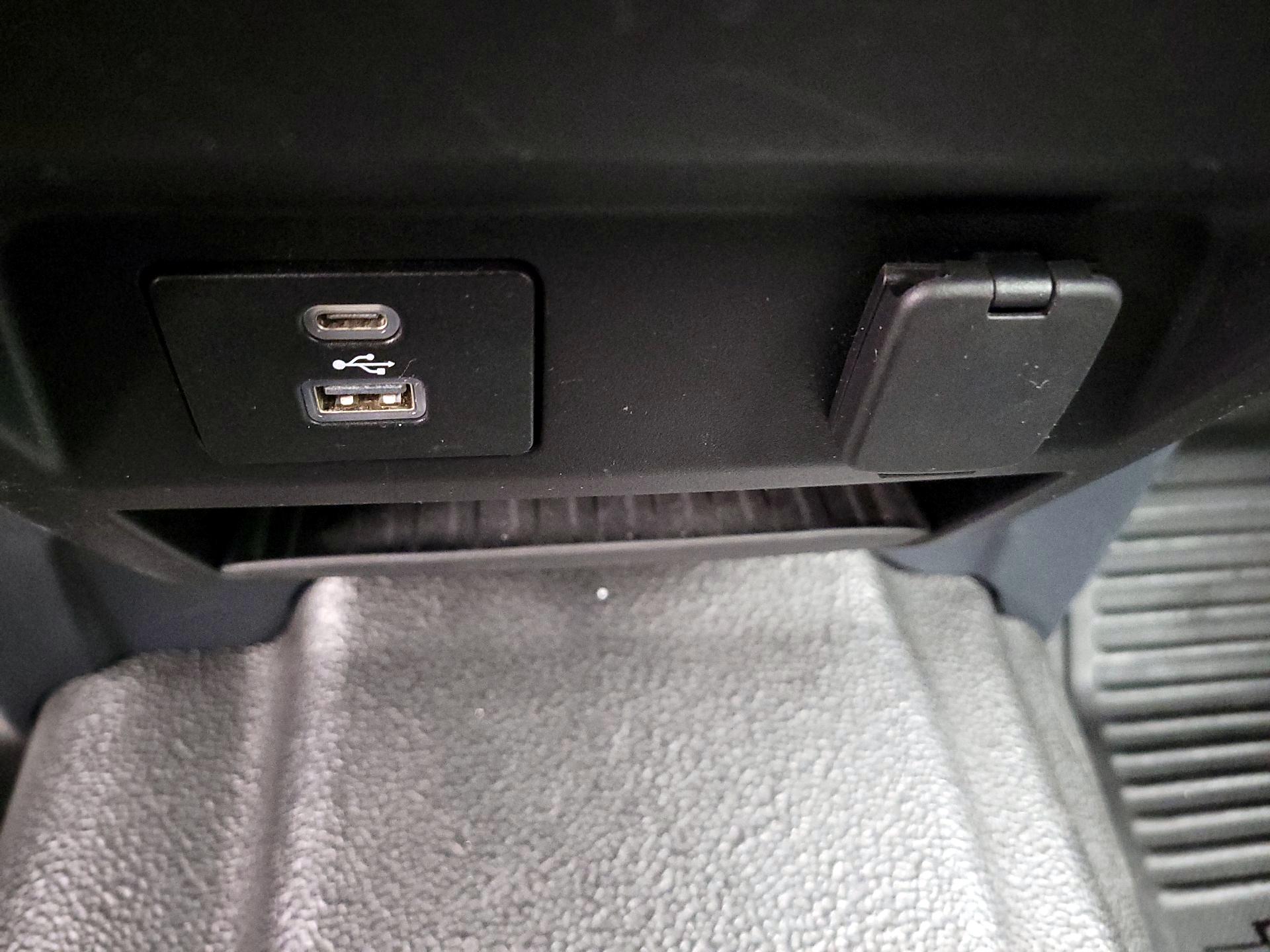 Thumbnail: 2022 Ford F-350 - 18