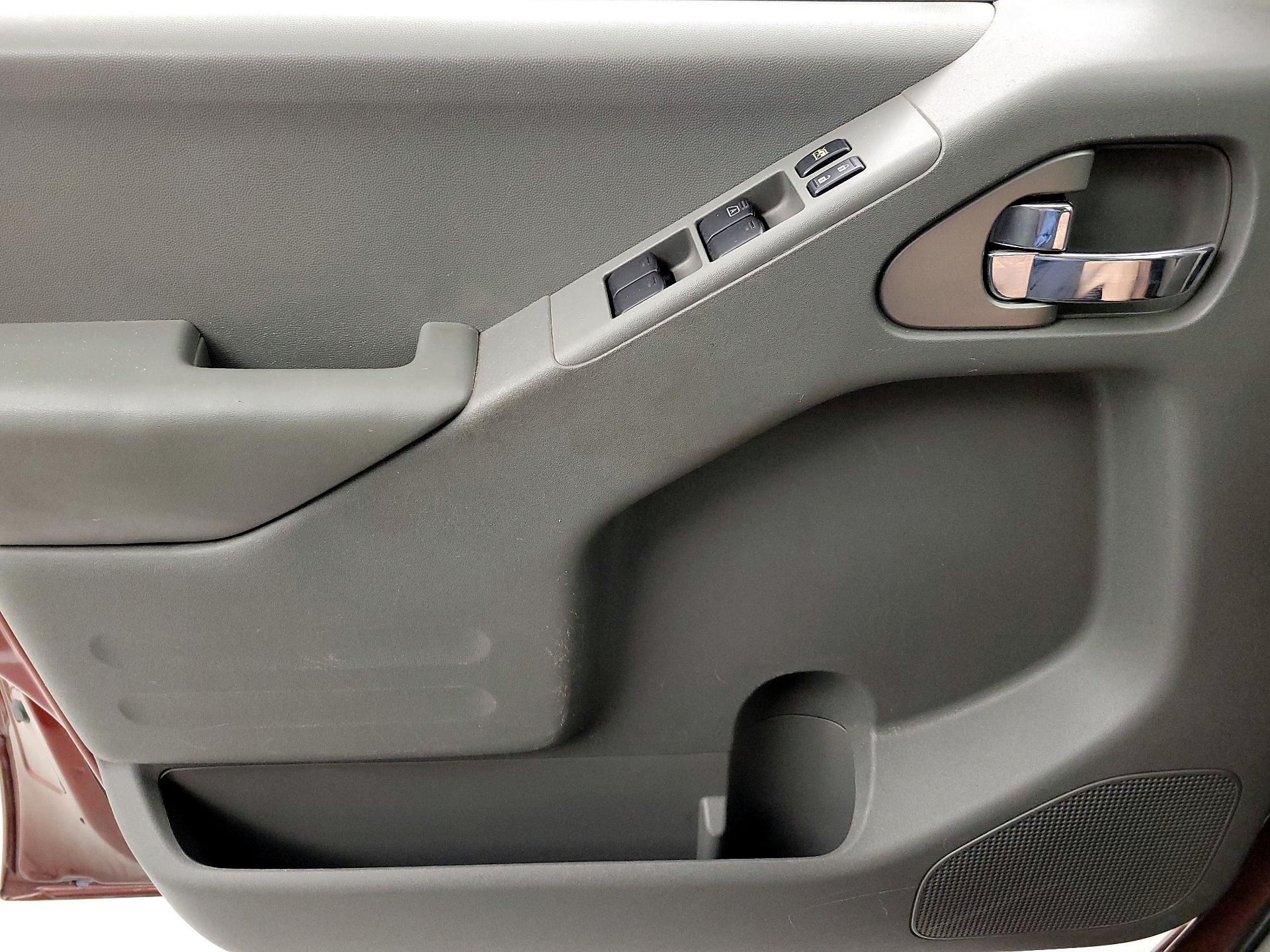 Thumbnail: 2016 Nissan Frontier - 12