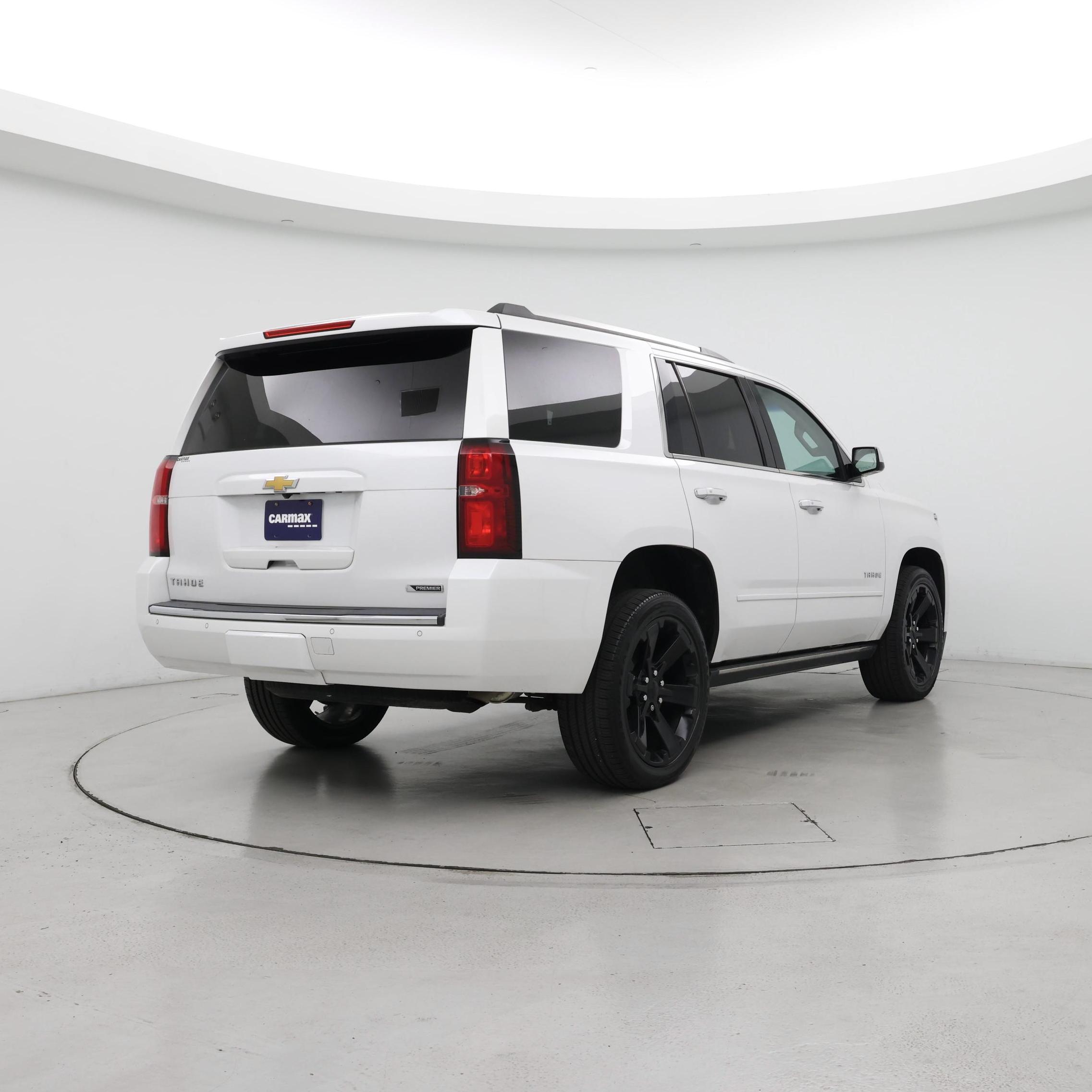 Thumbnail: 2017 Chevrolet Tahoe - 8