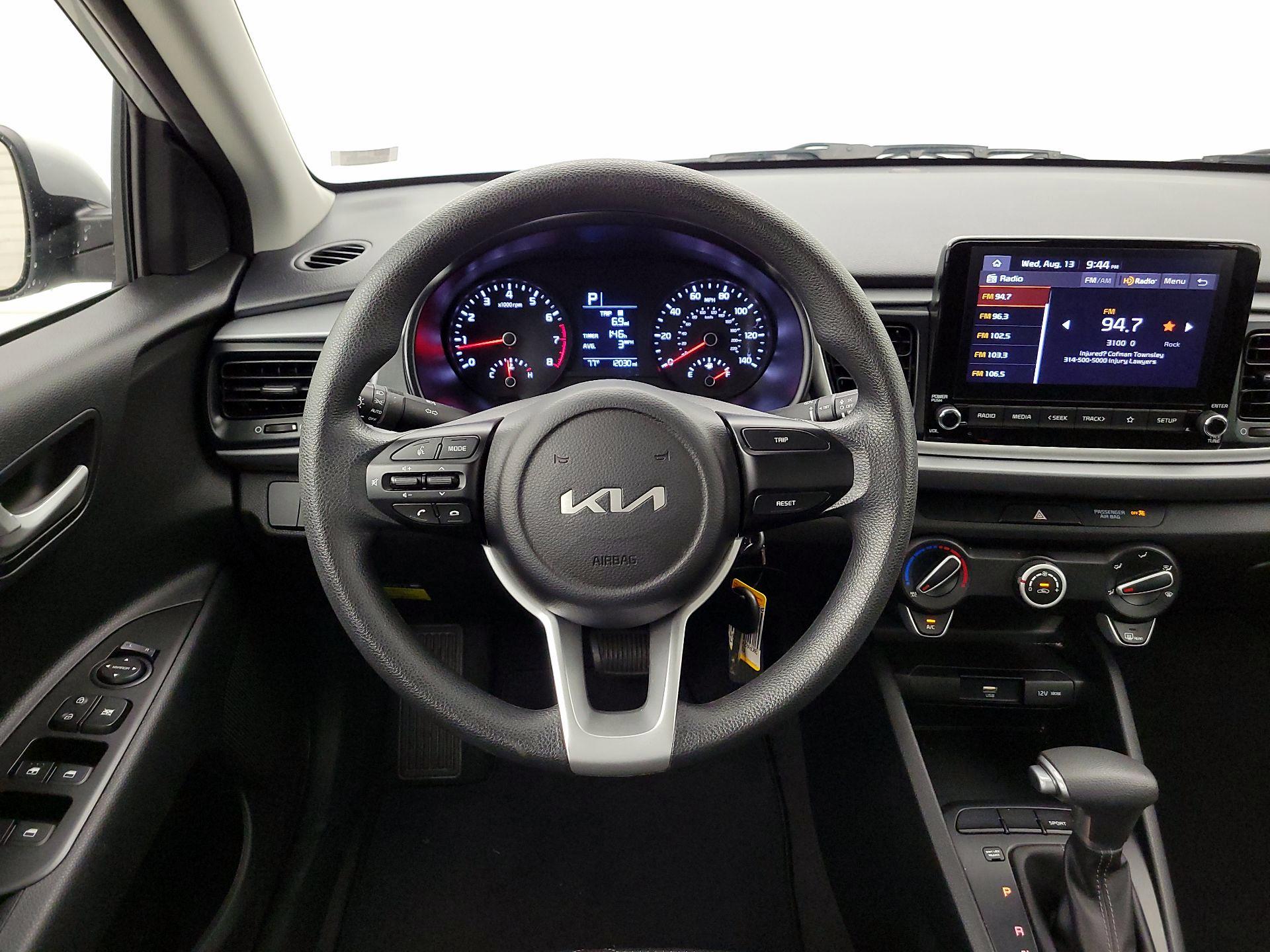 Thumbnail: 2023 Kia Rio - 10