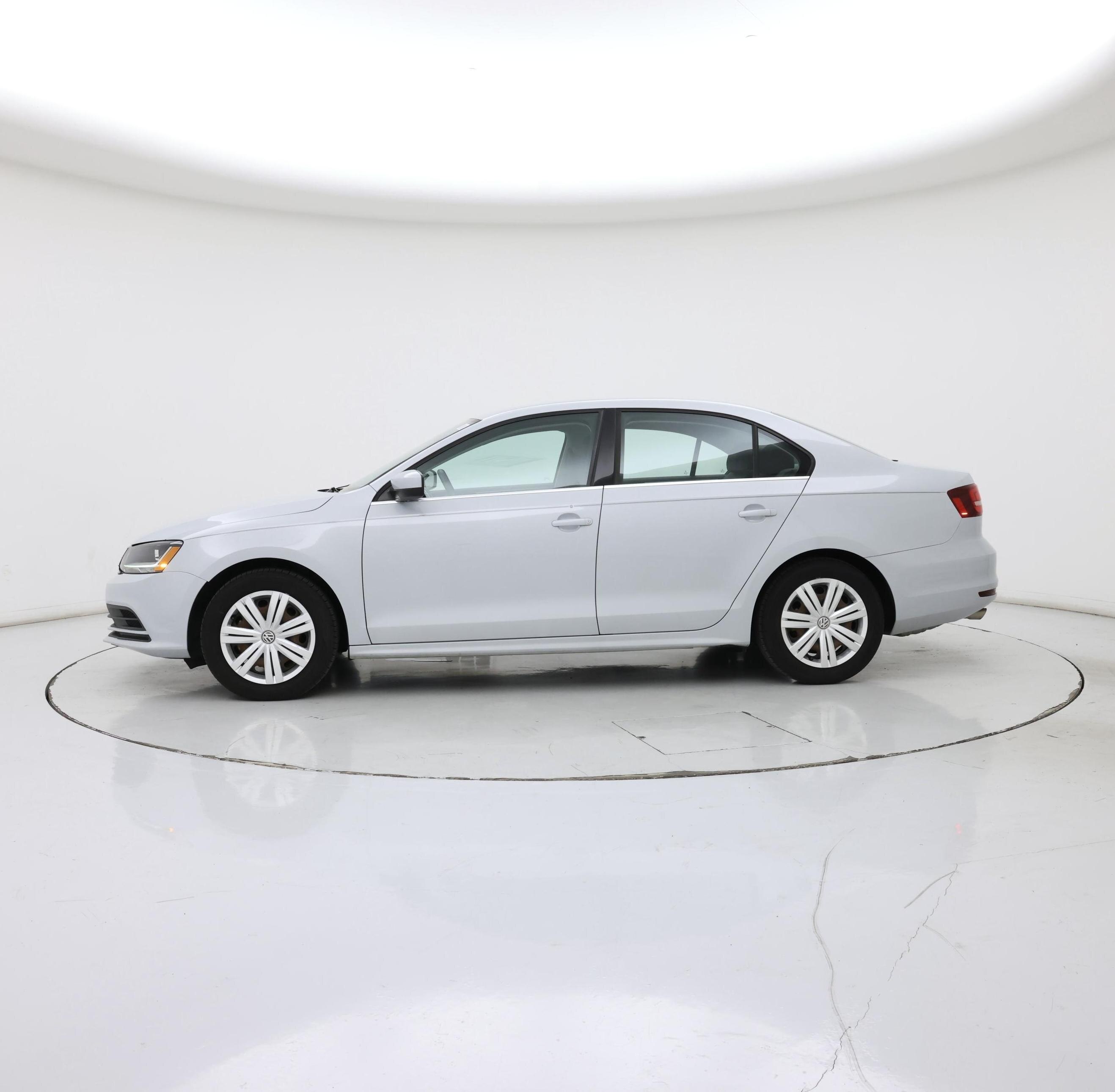 Thumbnail: 2017 Volkswagen Jetta - 3