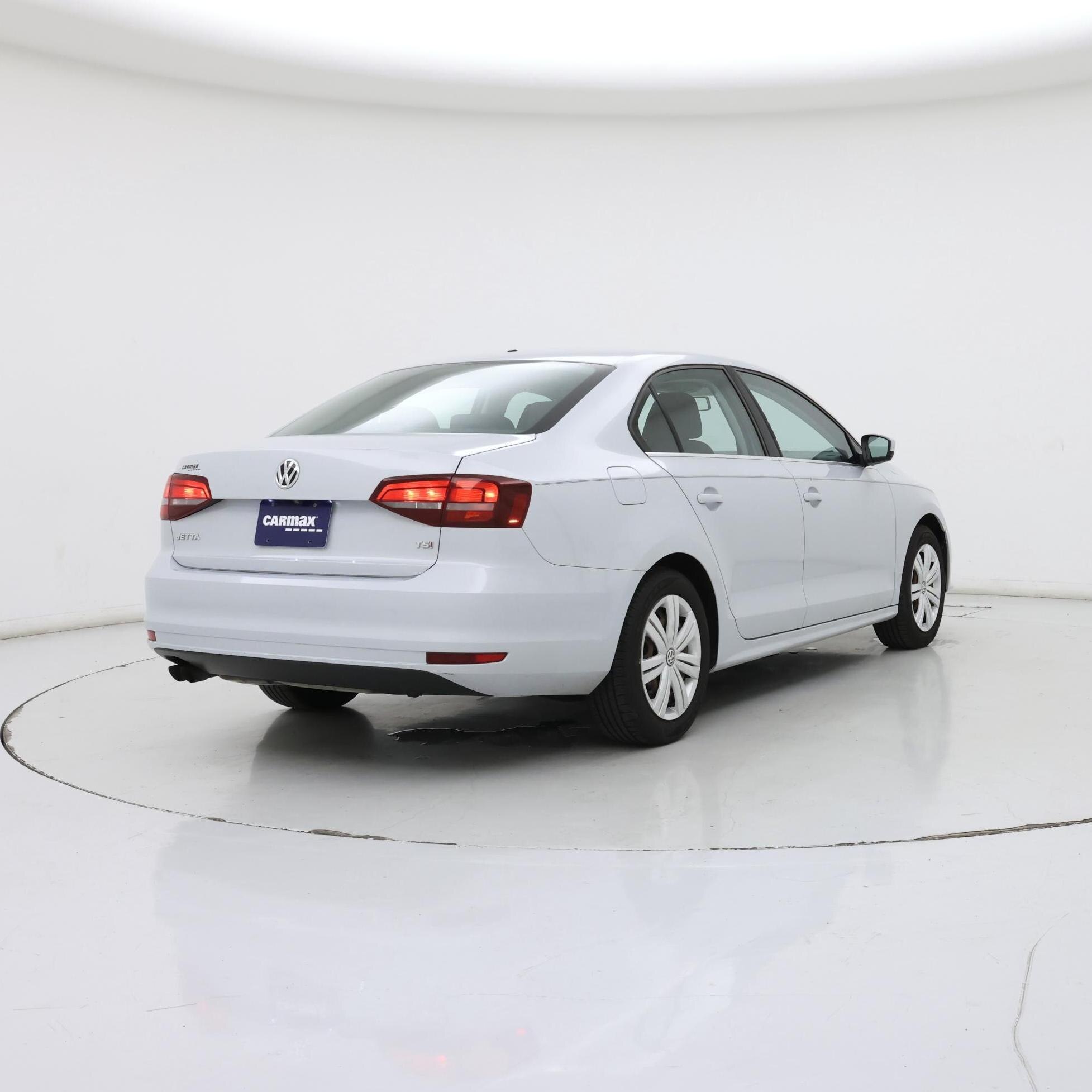 Thumbnail: 2017 Volkswagen Jetta - 8