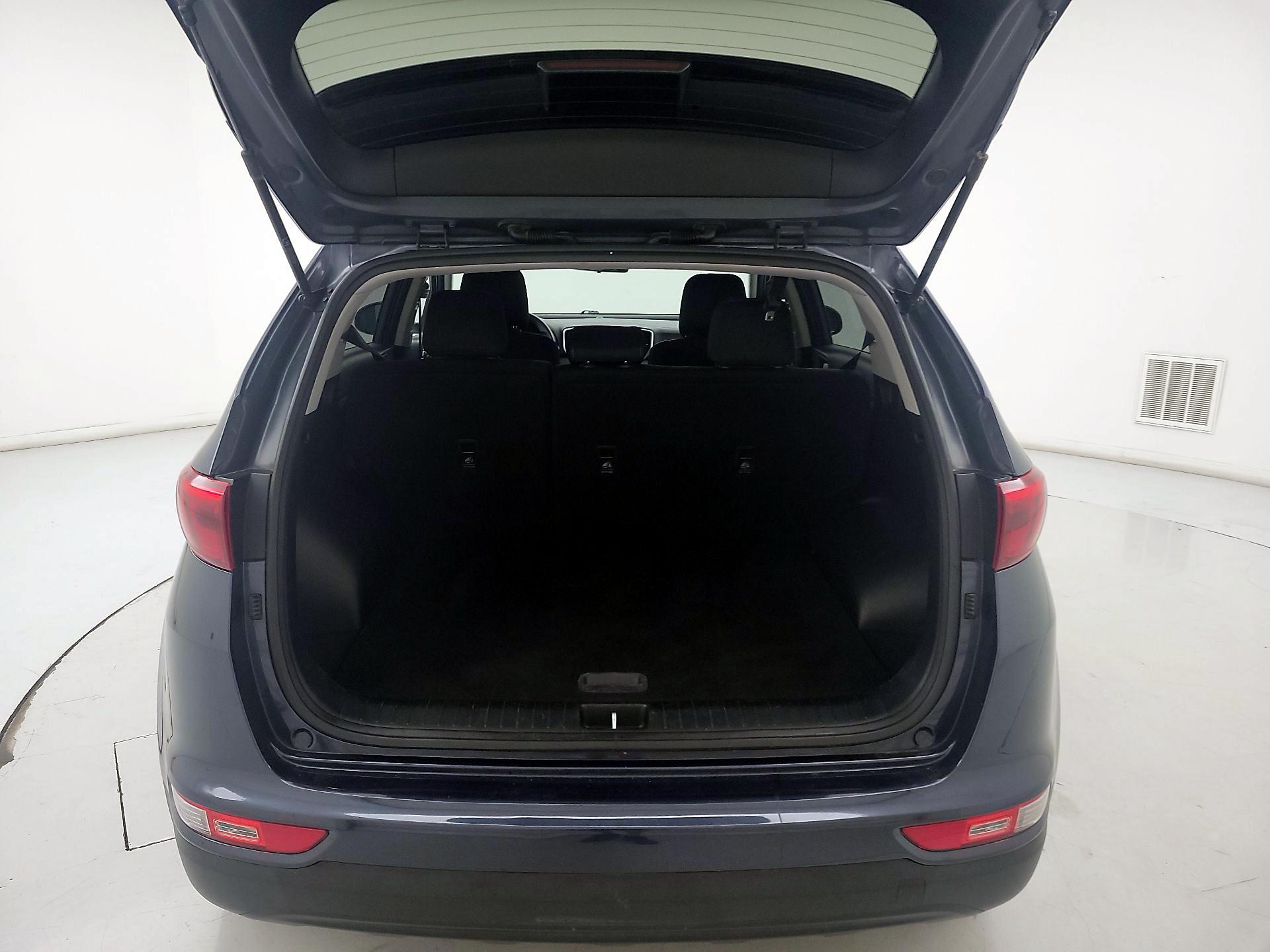 Thumbnail: 2017 Kia Sportage - 20