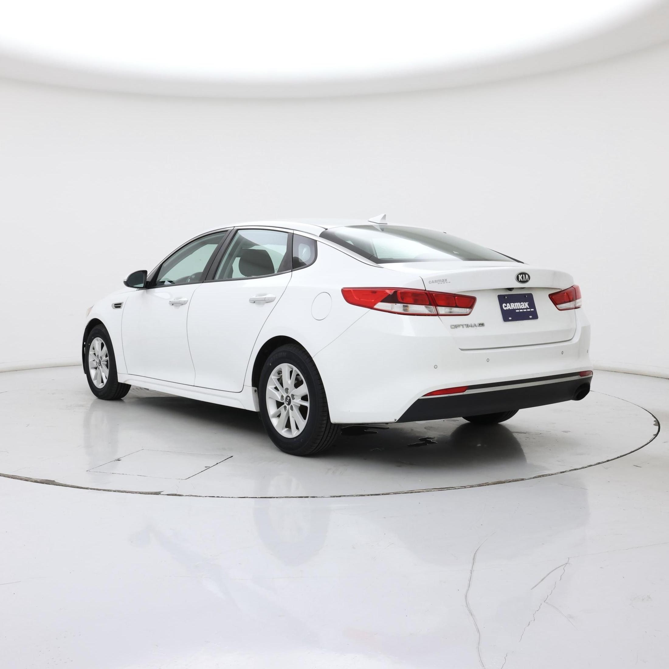Thumbnail: 2018 Kia Optima - 2