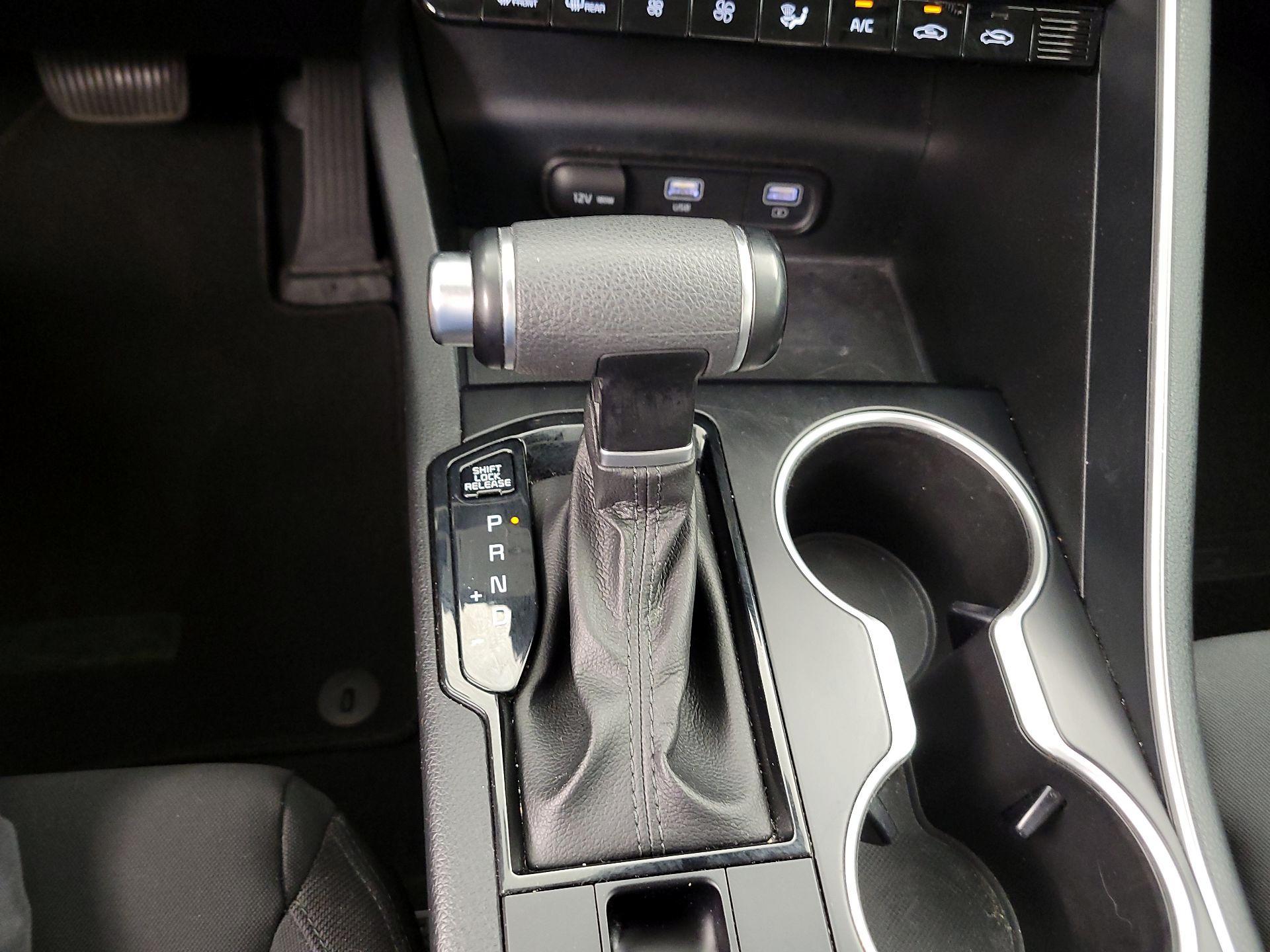 Thumbnail: 2022 Kia K5 - 17
