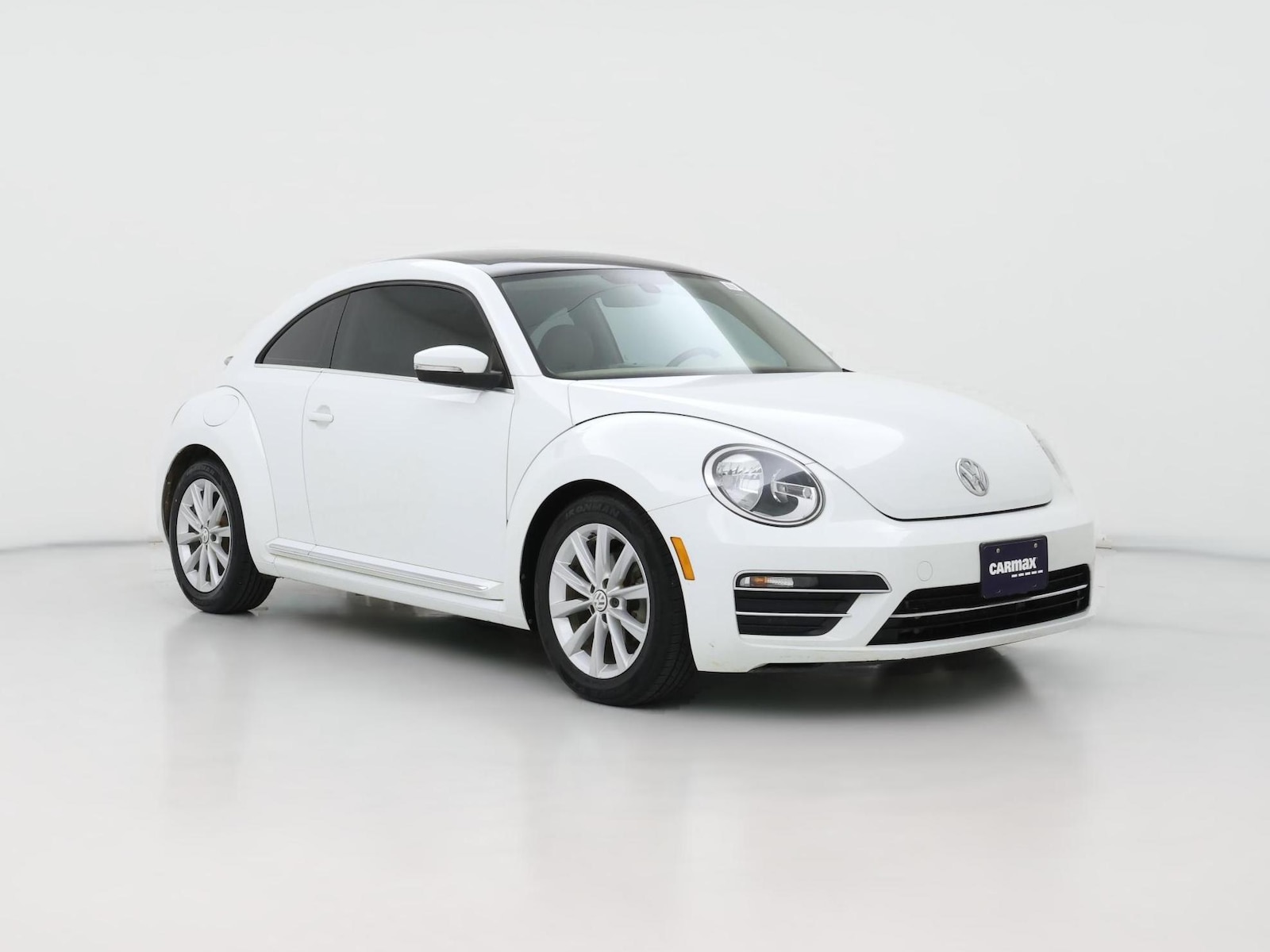 2018 Volkswagen Beetle SE