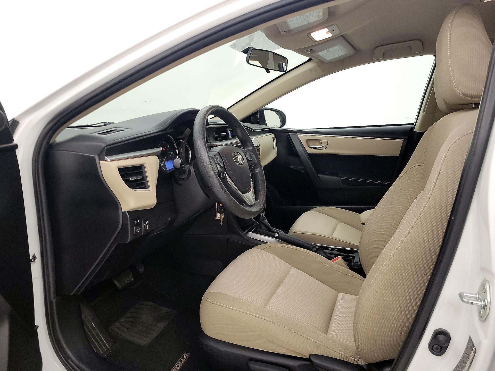 Thumbnail: 2015 Toyota Corolla - 11