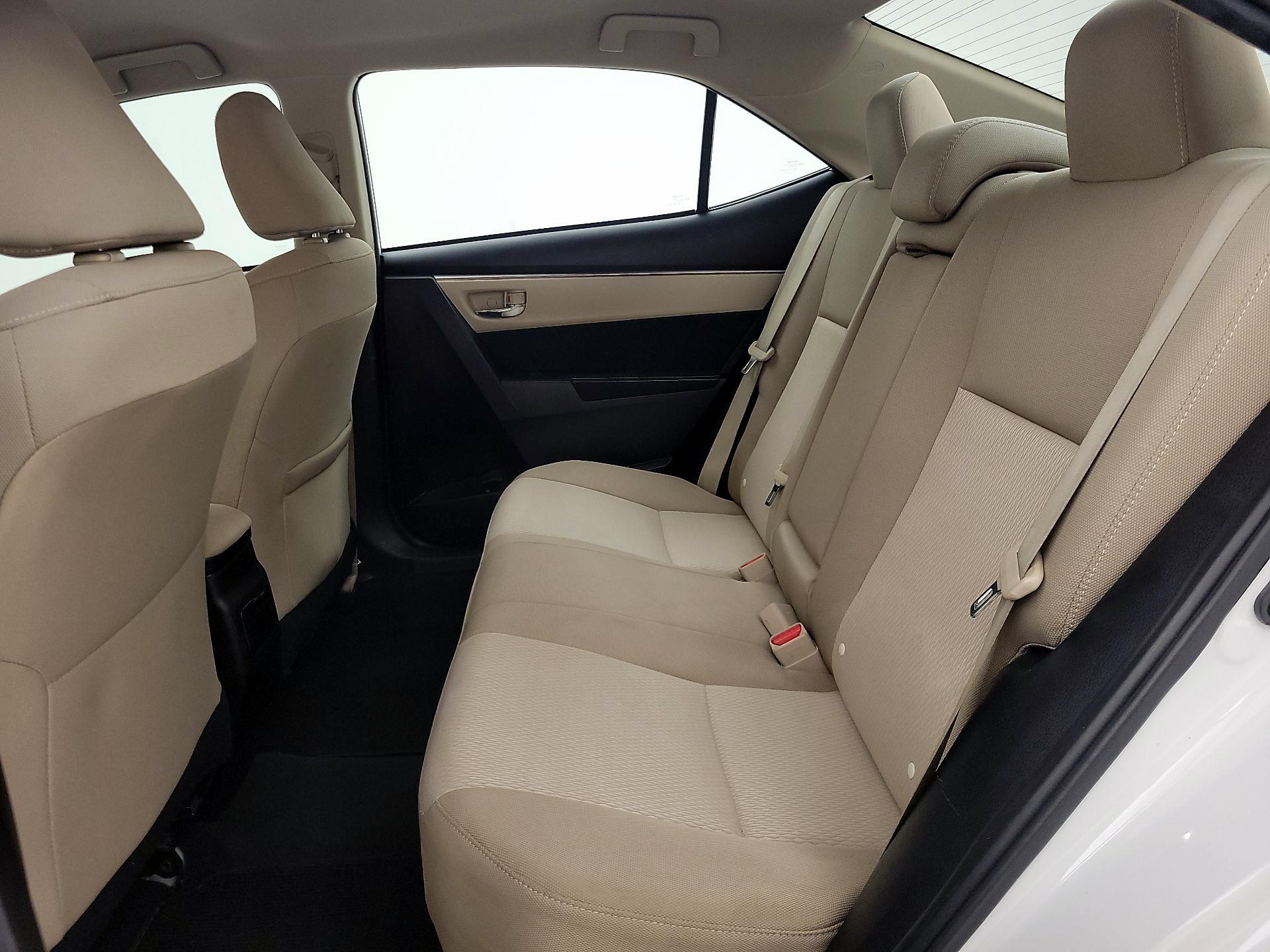 Thumbnail: 2015 Toyota Corolla - 19