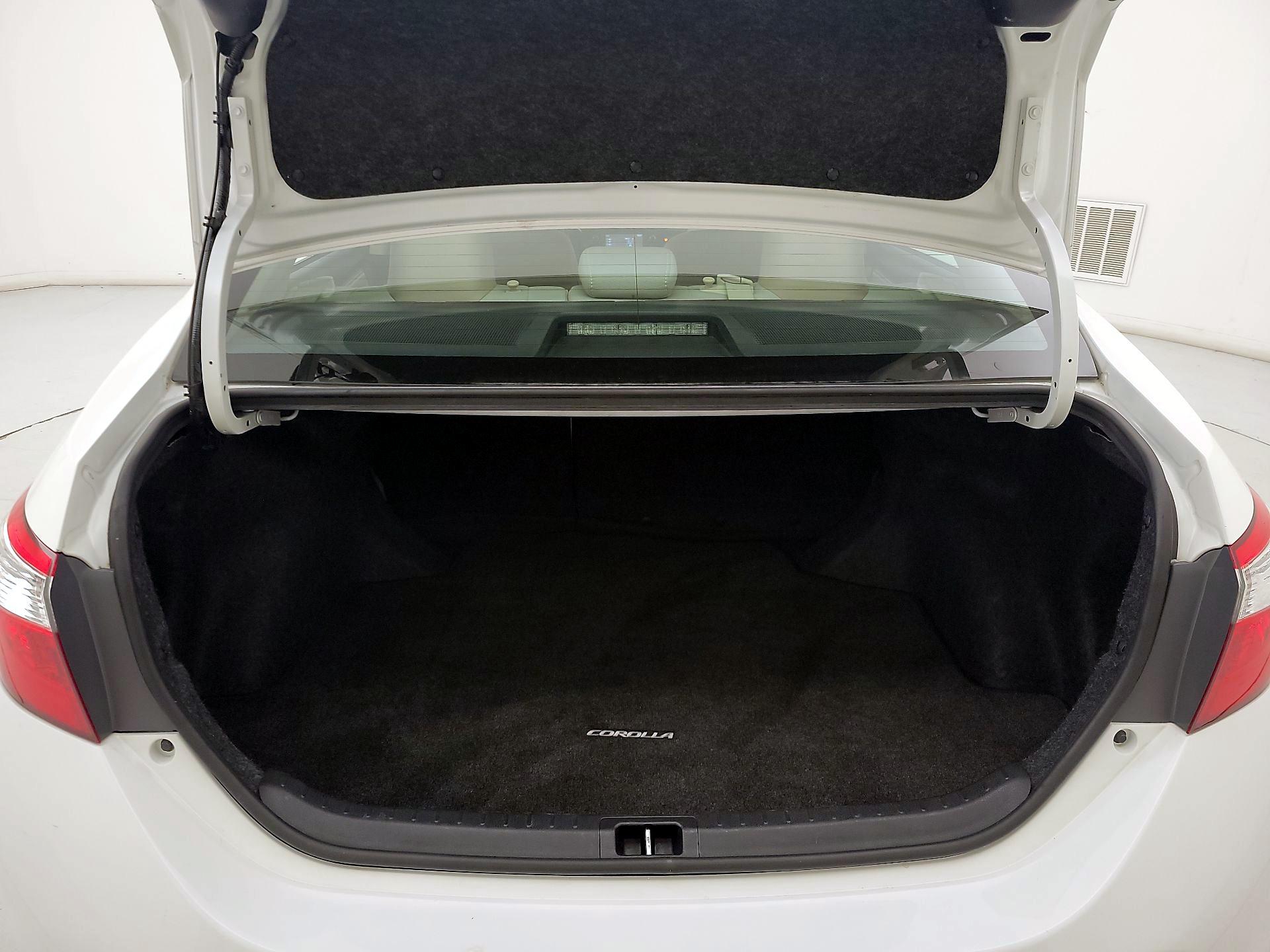 Thumbnail: 2015 Toyota Corolla - 20