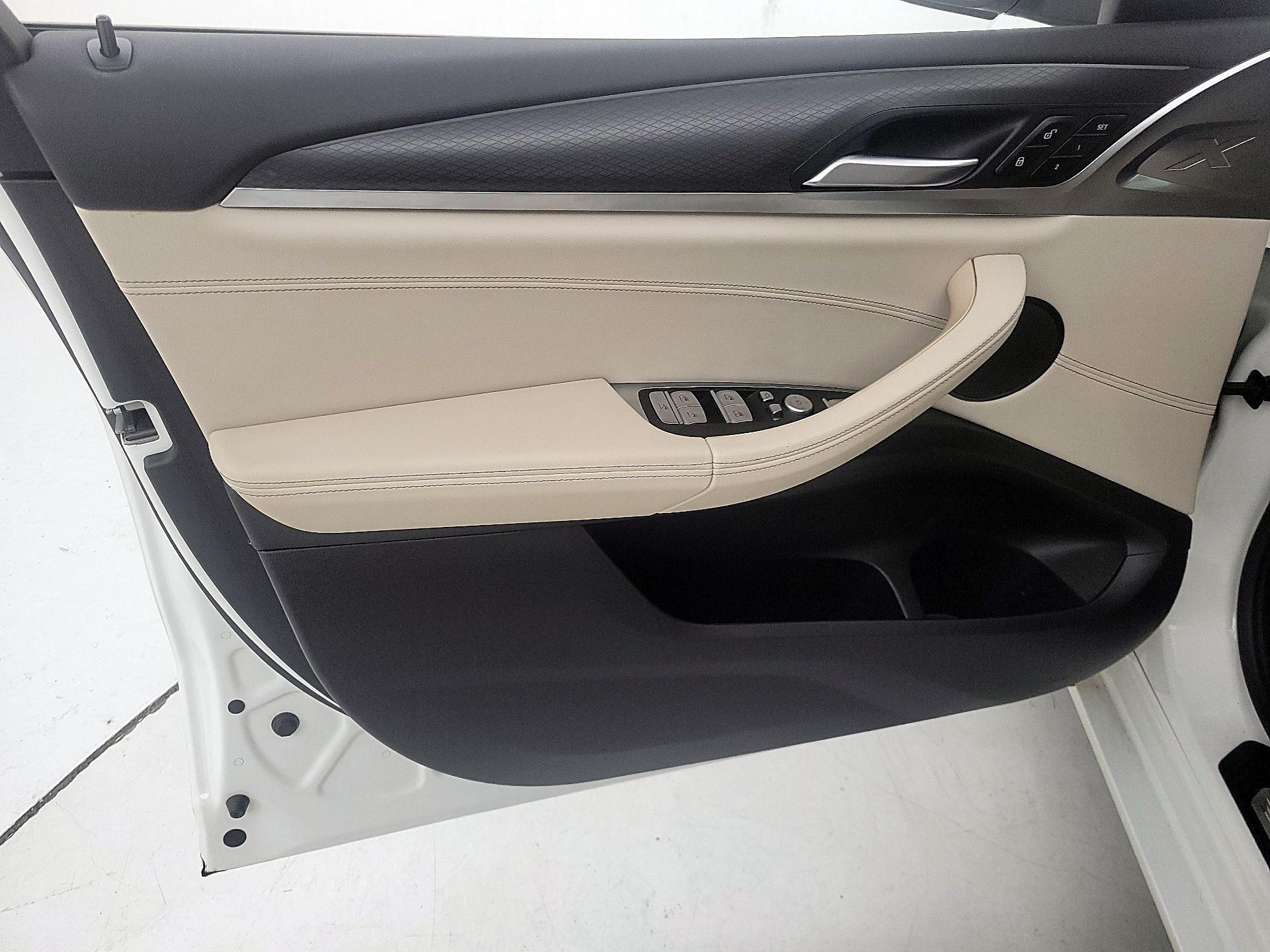 Thumbnail: 2022 BMW X3 - 12