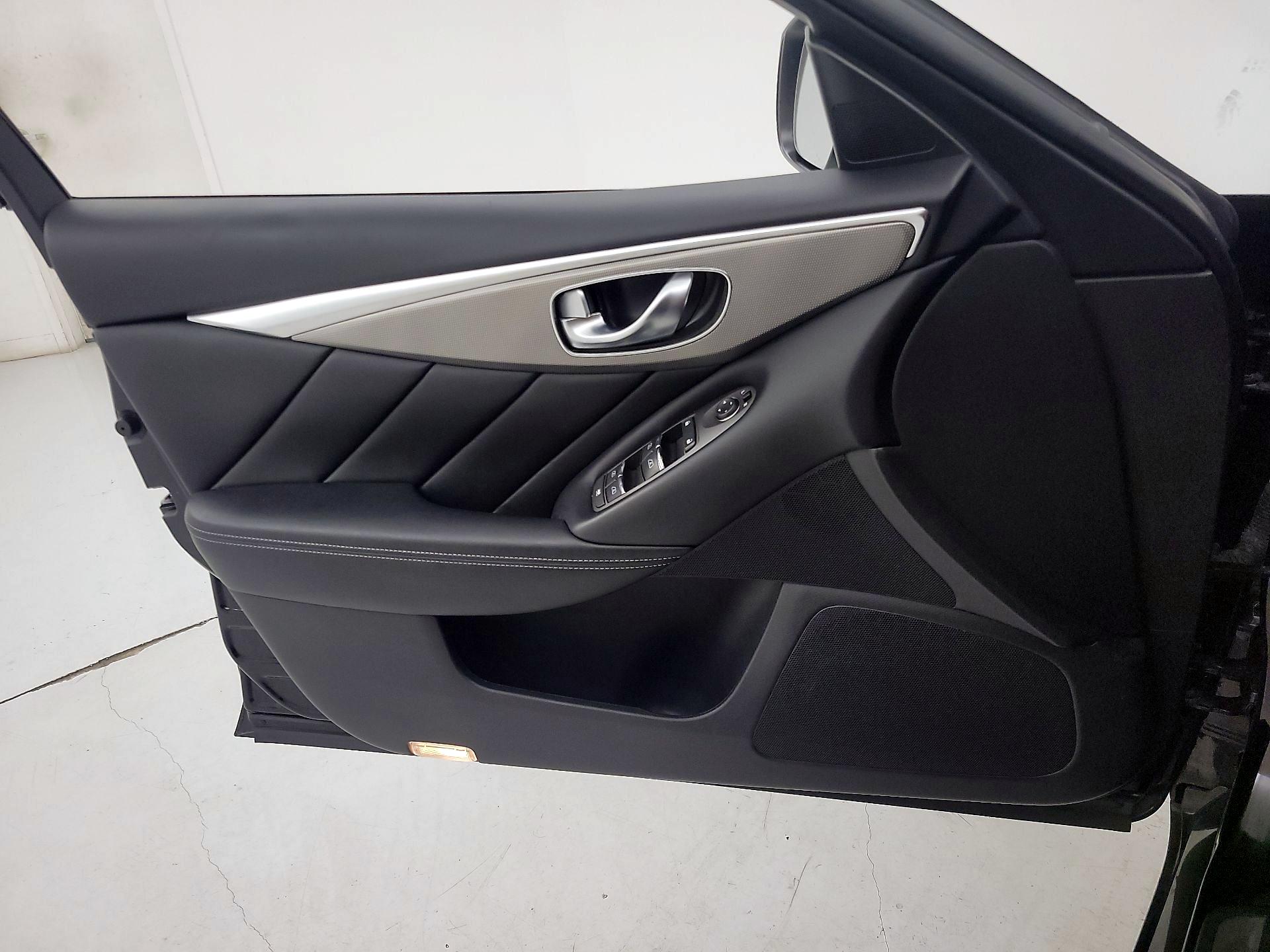 Thumbnail: 2018 INFINITI Q50 - 12