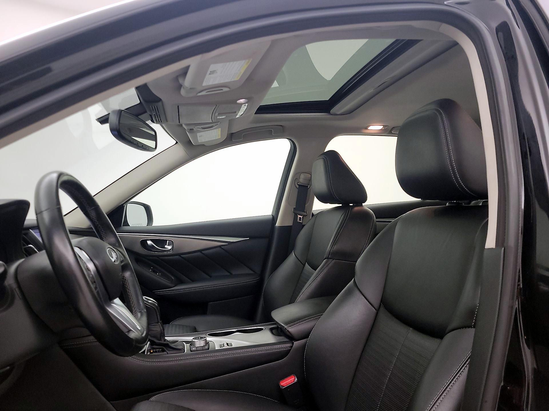 Thumbnail: 2018 INFINITI Q50 - 19