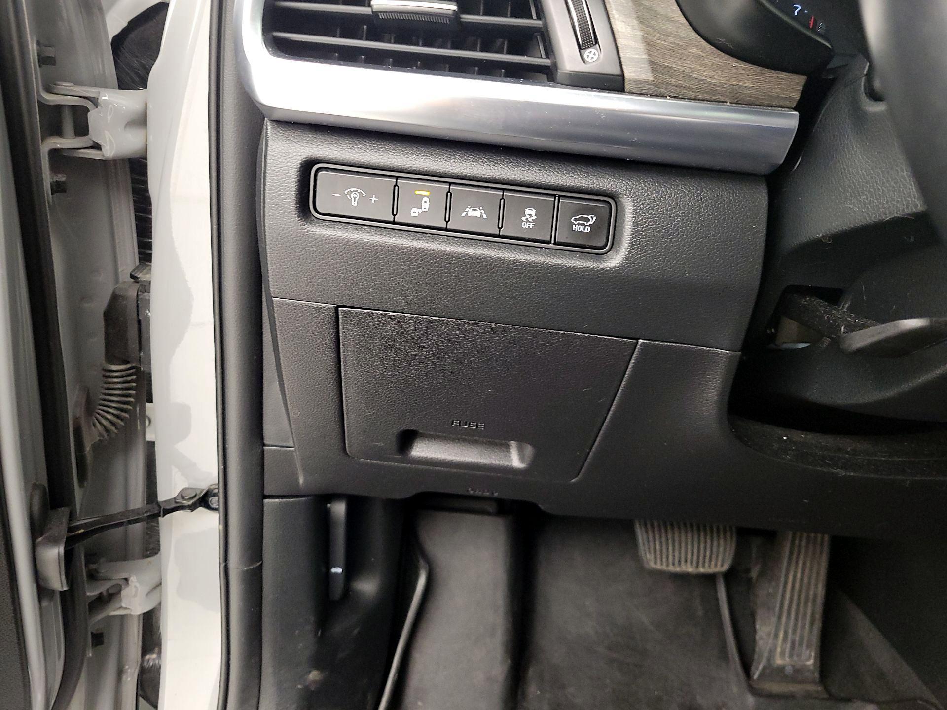 Thumbnail: 2022 Kia Telluride - 13