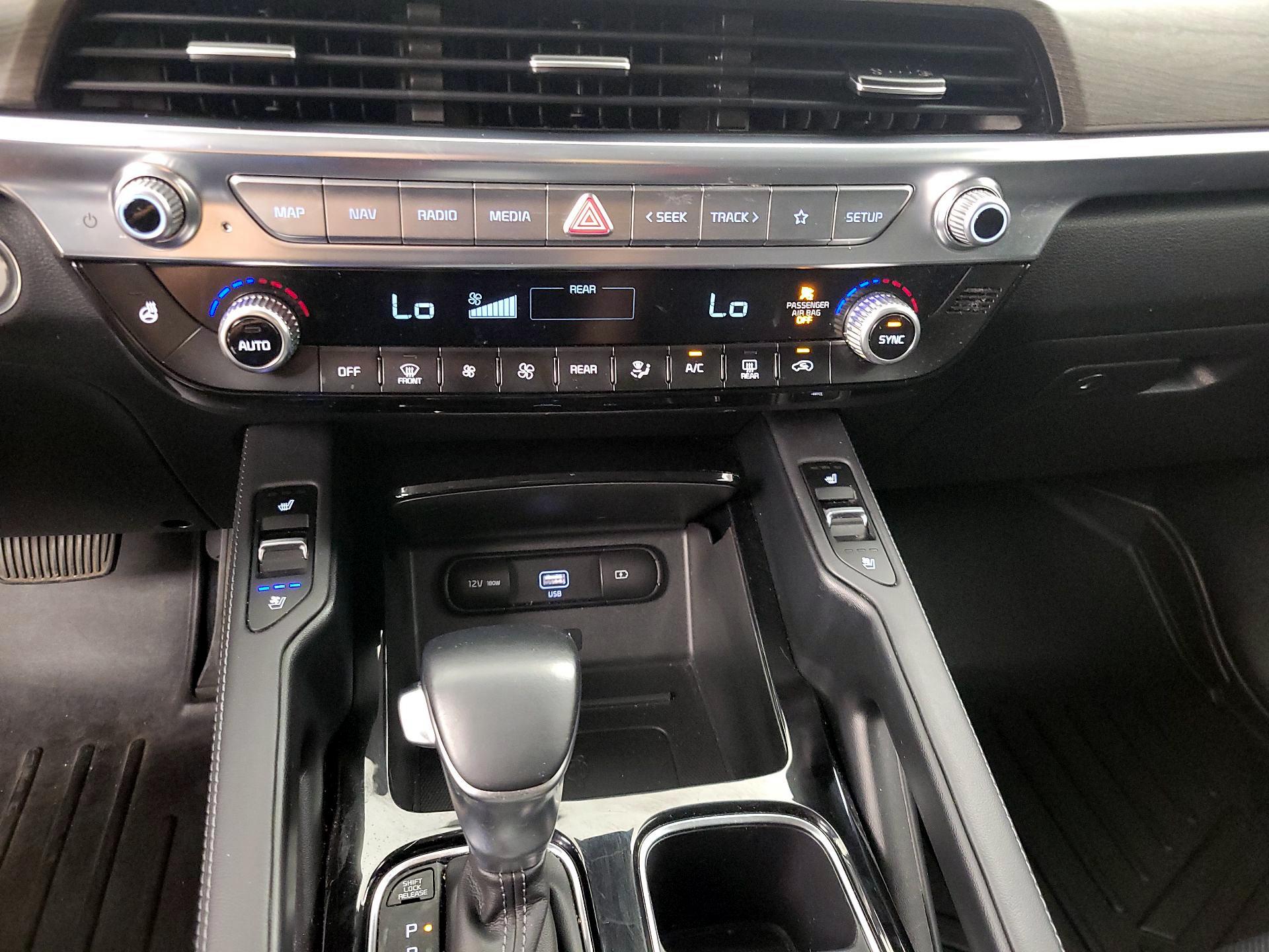 Thumbnail: 2022 Kia Telluride - 17