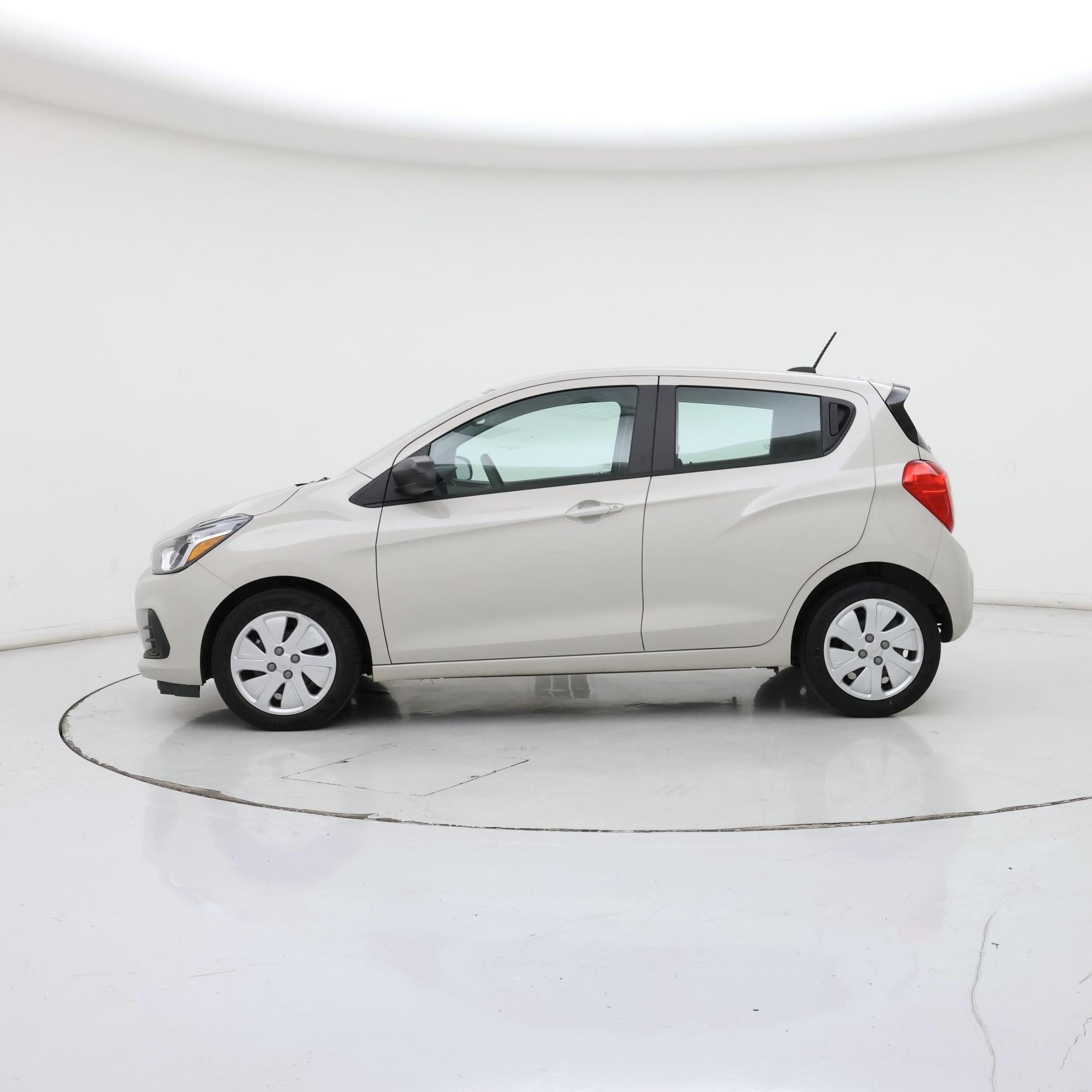 Thumbnail: 2016 Chevrolet Spark - 3