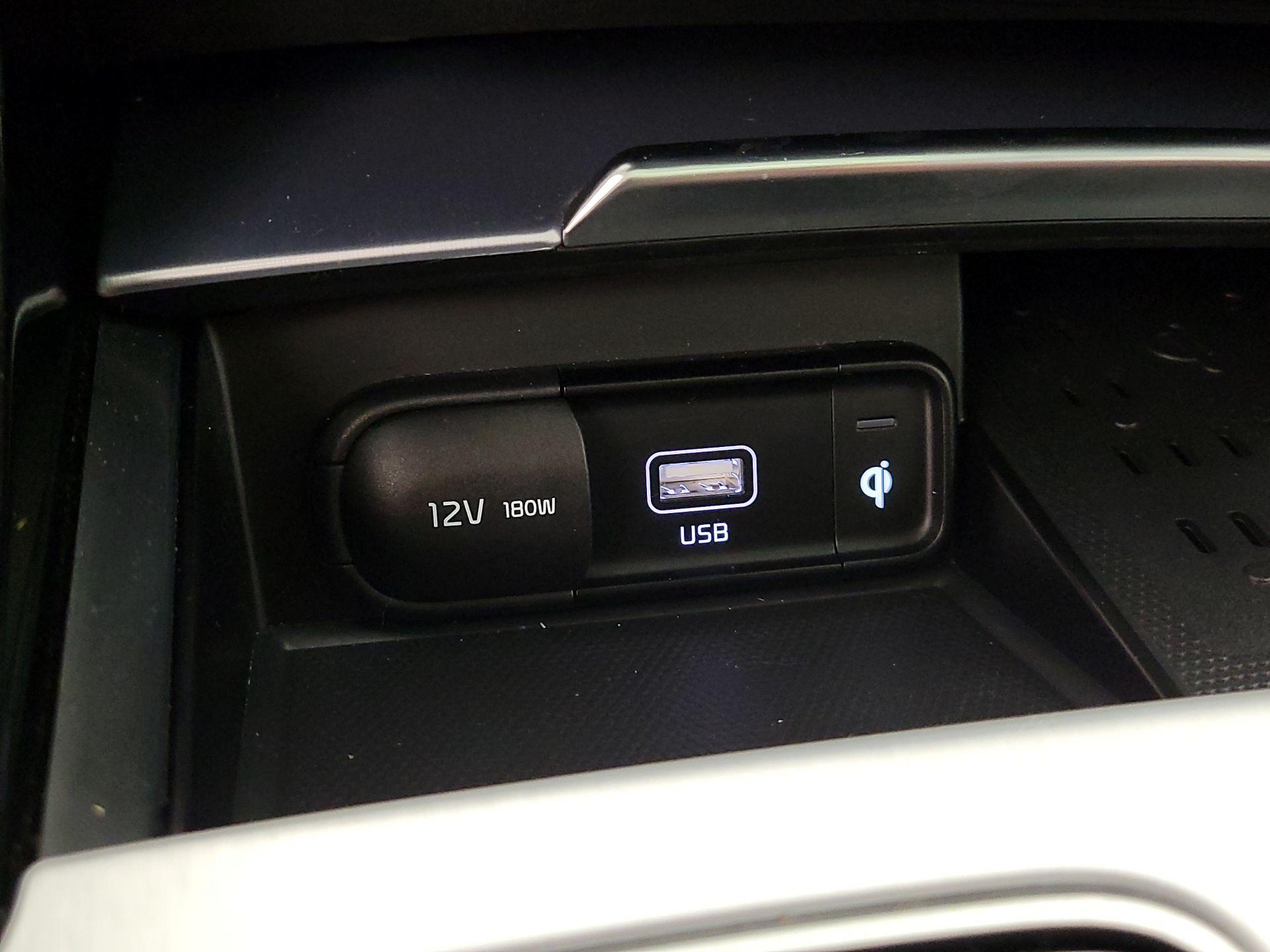 Thumbnail: 2023 Kia Stinger - 19