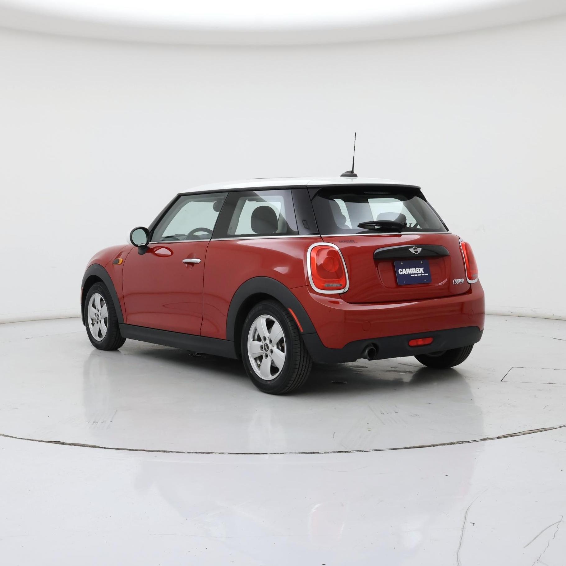 Thumbnail: 2017 MINI Cooper Hardtop - 2