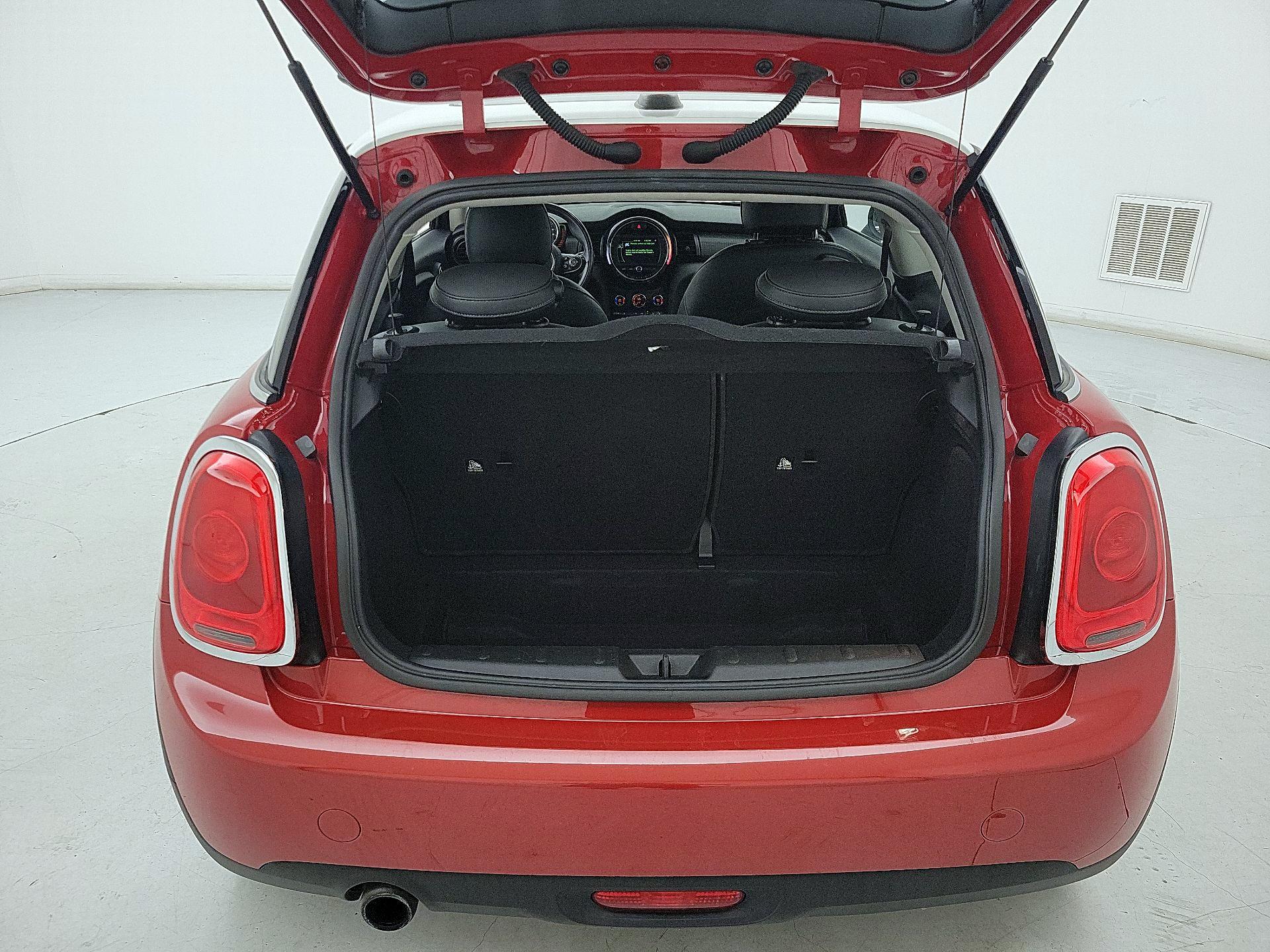 Thumbnail: 2017 MINI Cooper Hardtop - 20