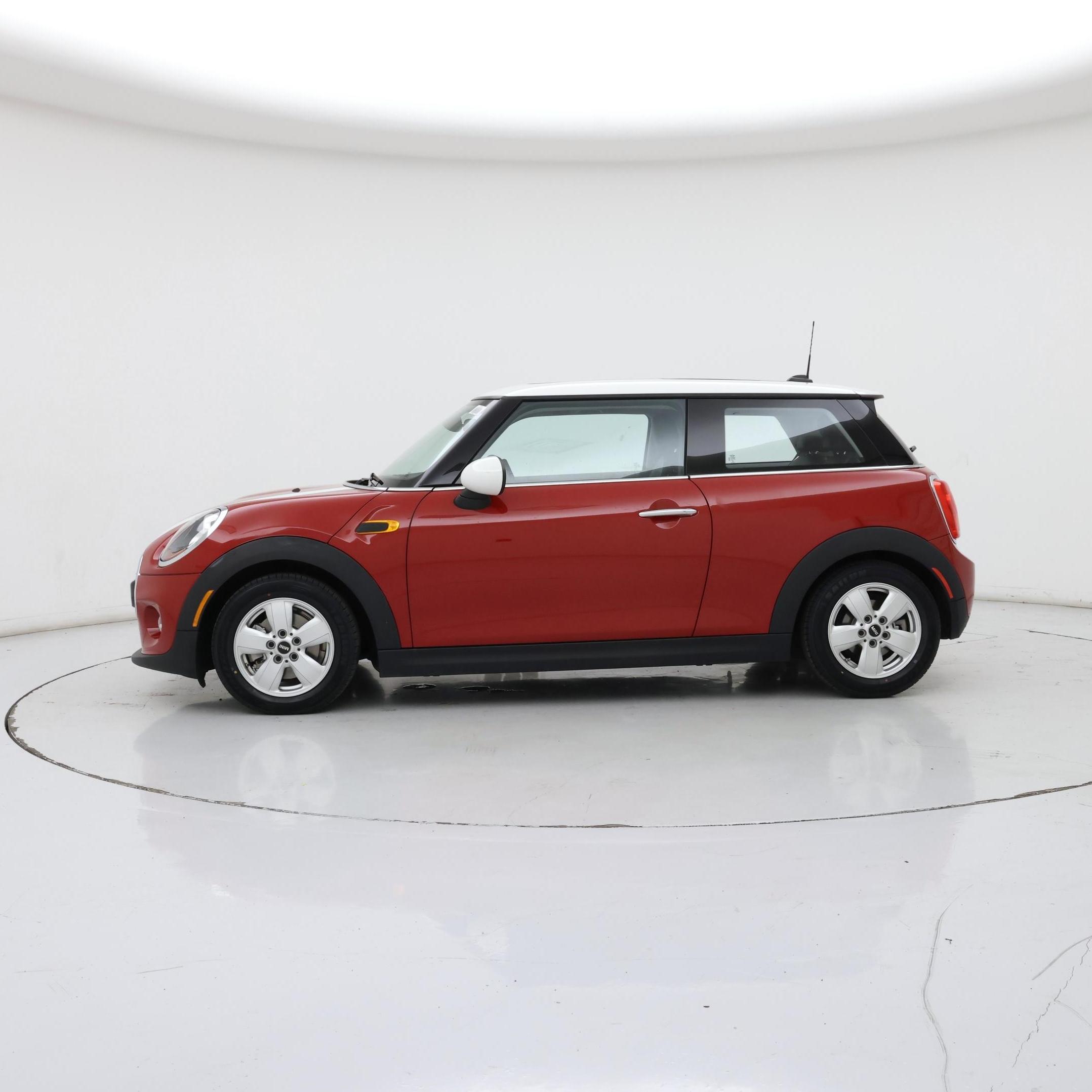 Thumbnail: 2017 MINI Cooper Hardtop - 3