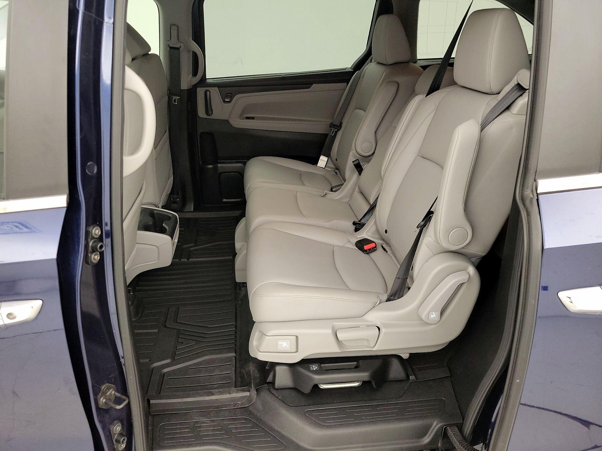 Thumbnail: 2018 Honda Odyssey - 20
