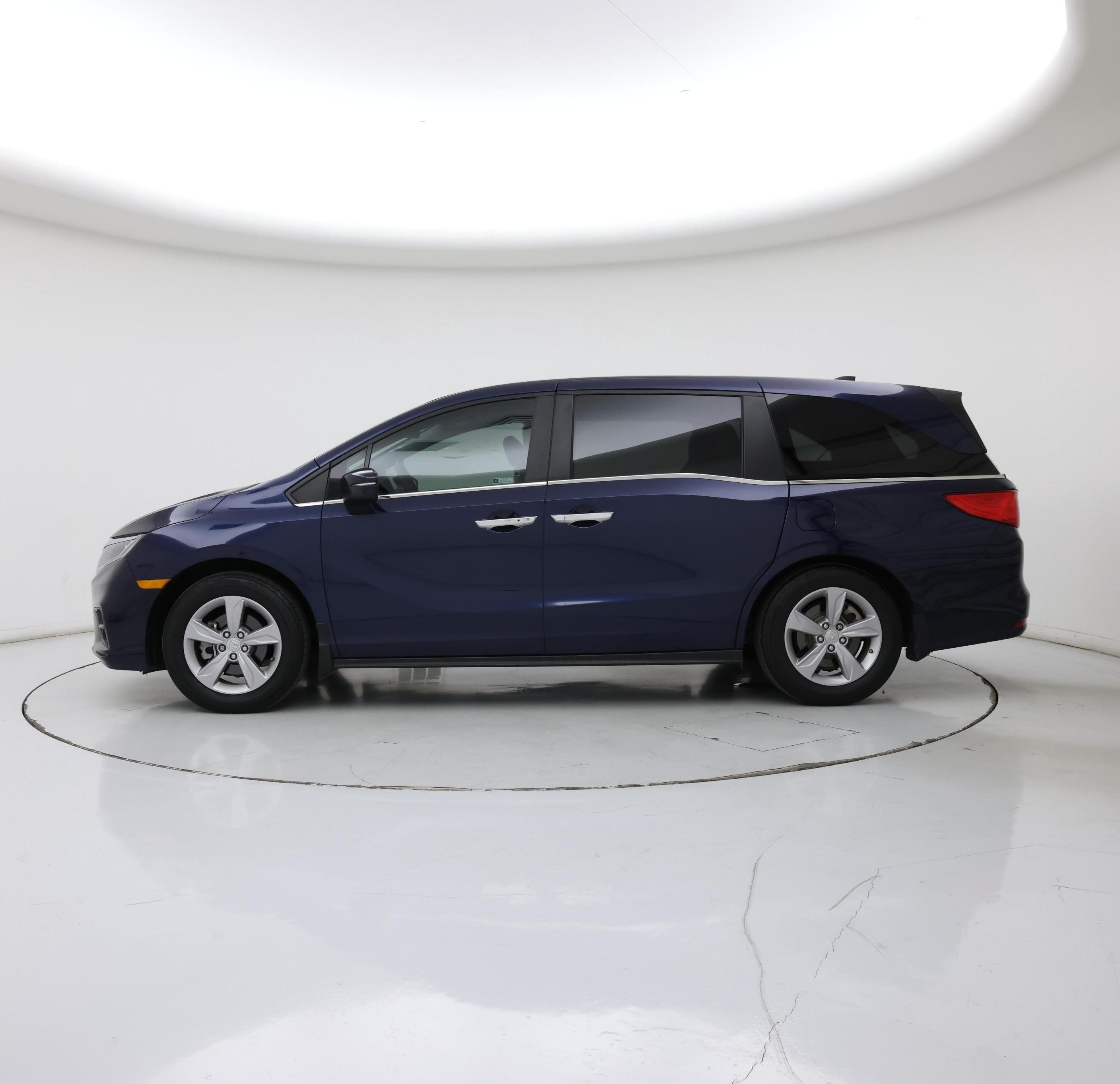 Thumbnail: 2018 Honda Odyssey - 3