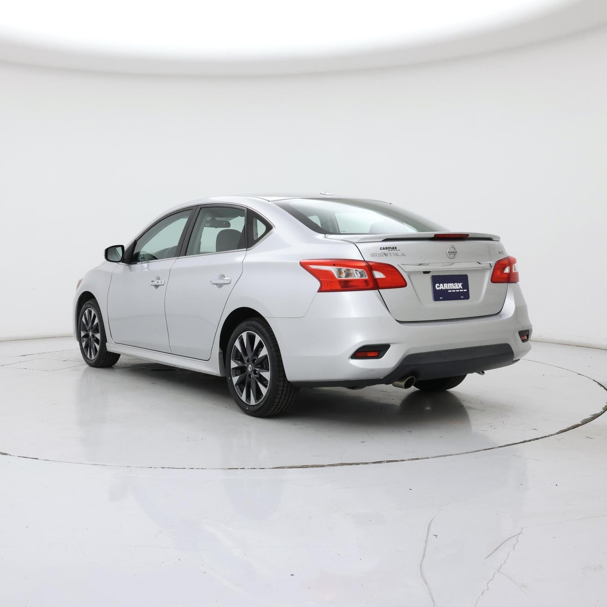 Thumbnail: 2016 Nissan Sentra - 2