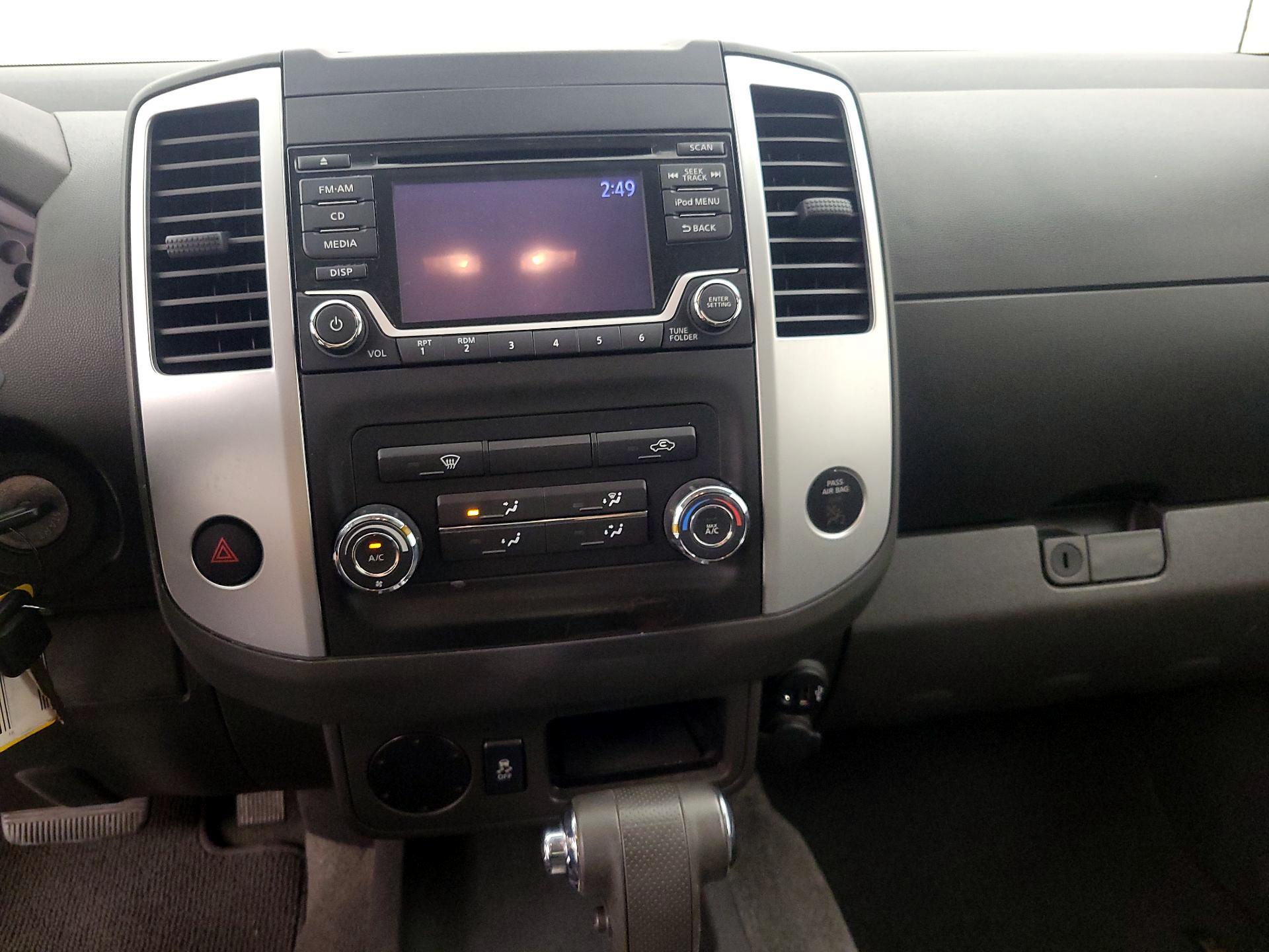 Thumbnail: 2018 Nissan Frontier - 15