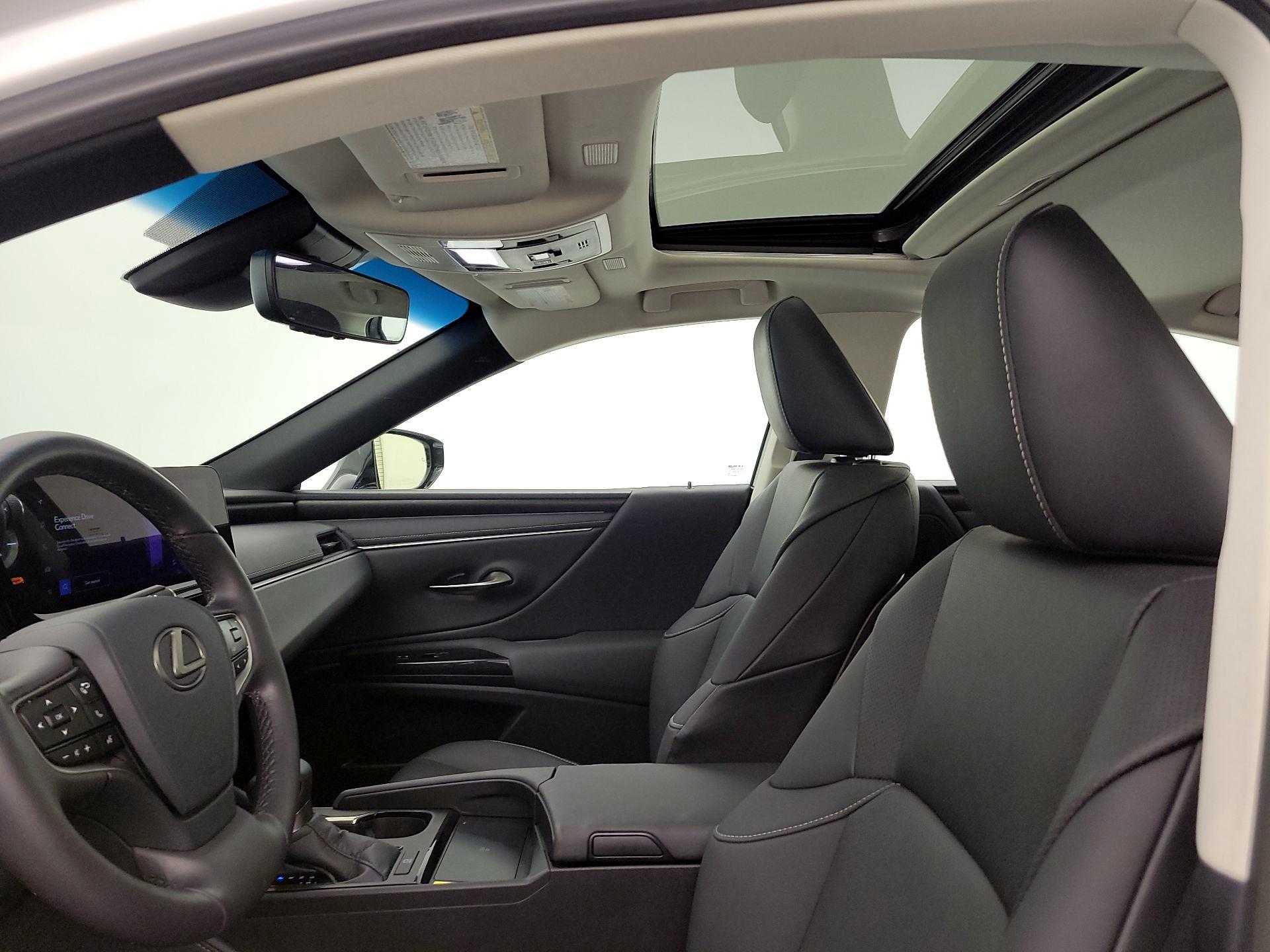 Thumbnail: 2024 Lexus ES - 19