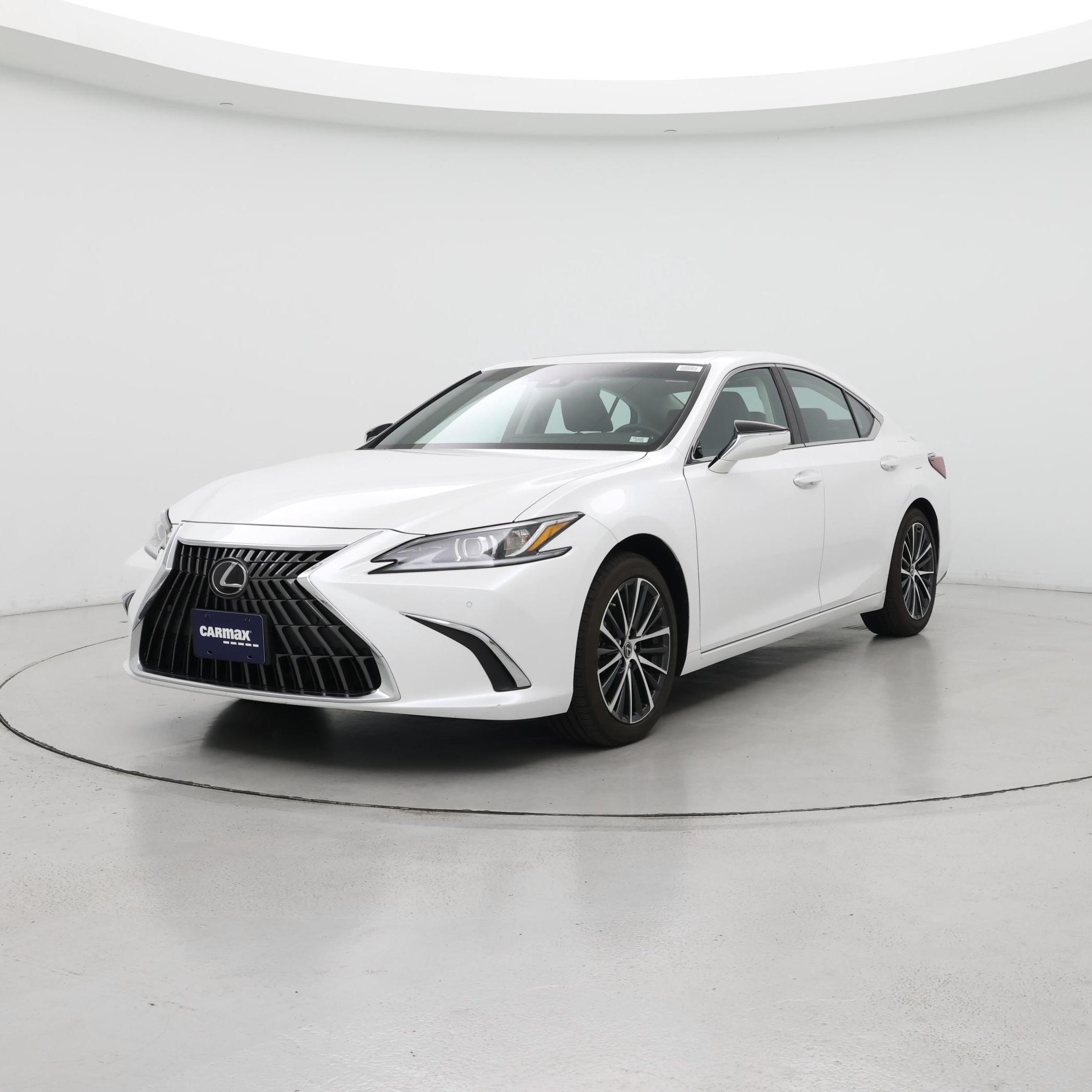 Thumbnail: 2024 Lexus ES - 4