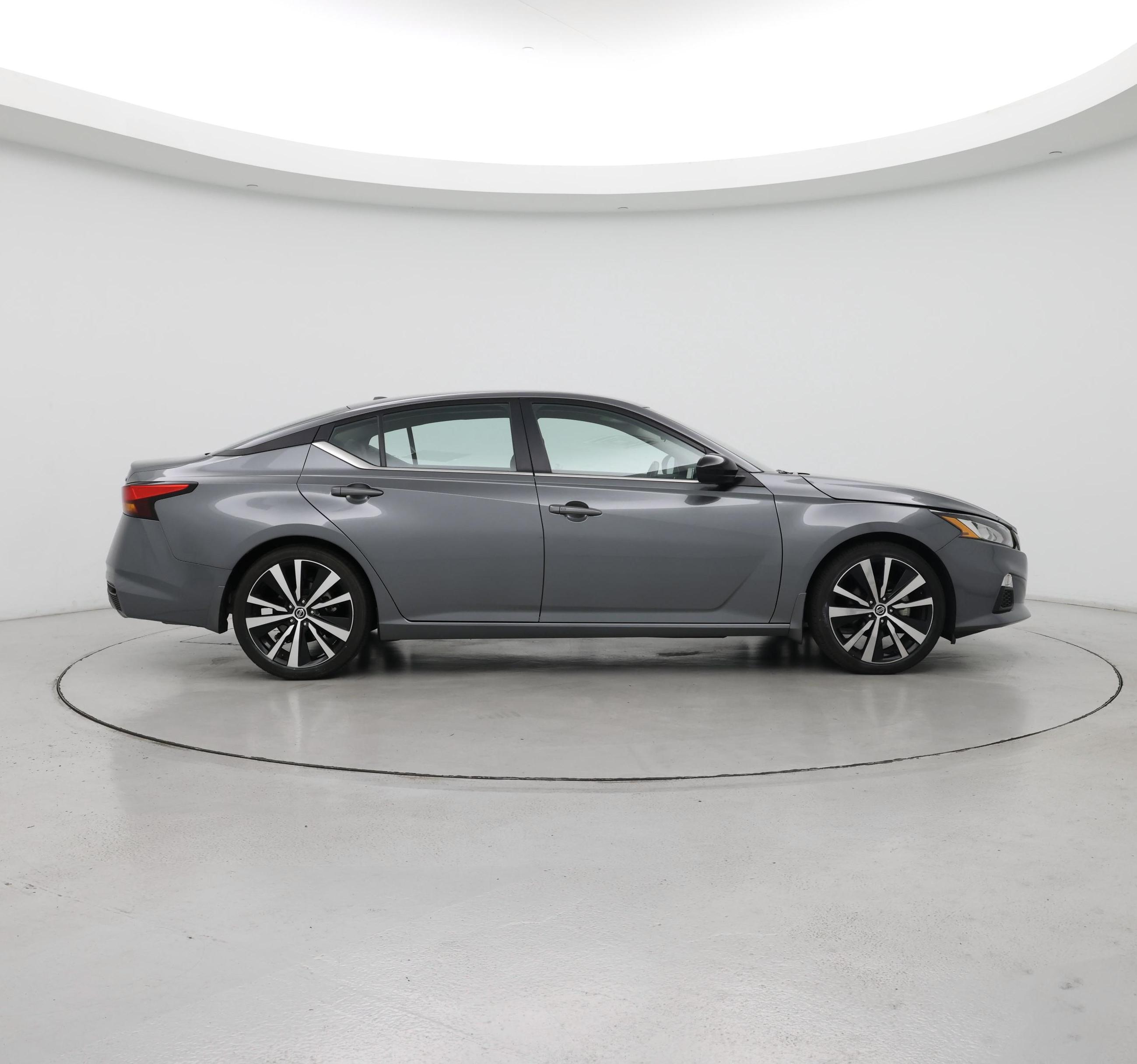 Thumbnail: 2022 Nissan Altima - 7