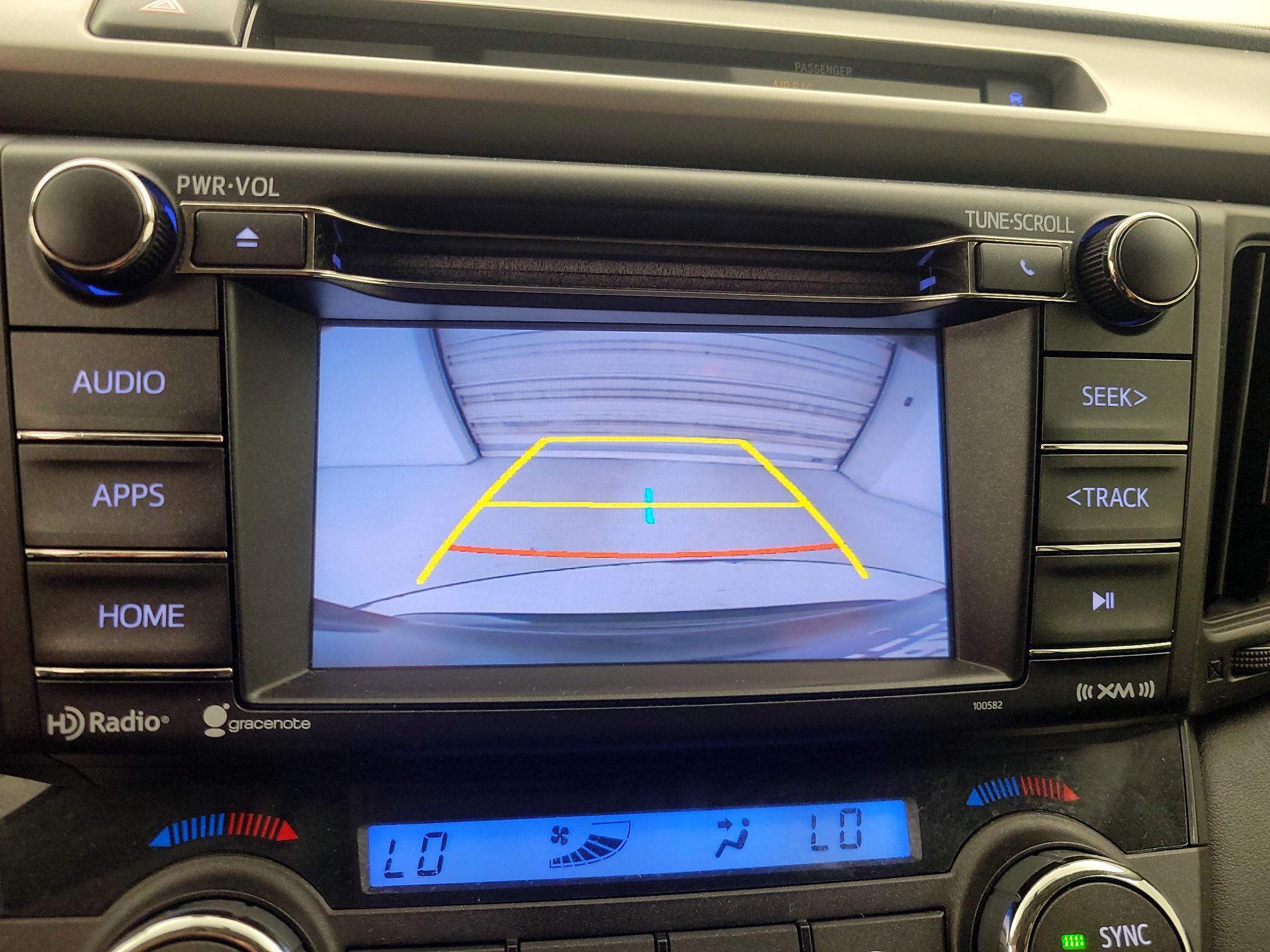 Thumbnail: 2016 Toyota RAV4 - 14